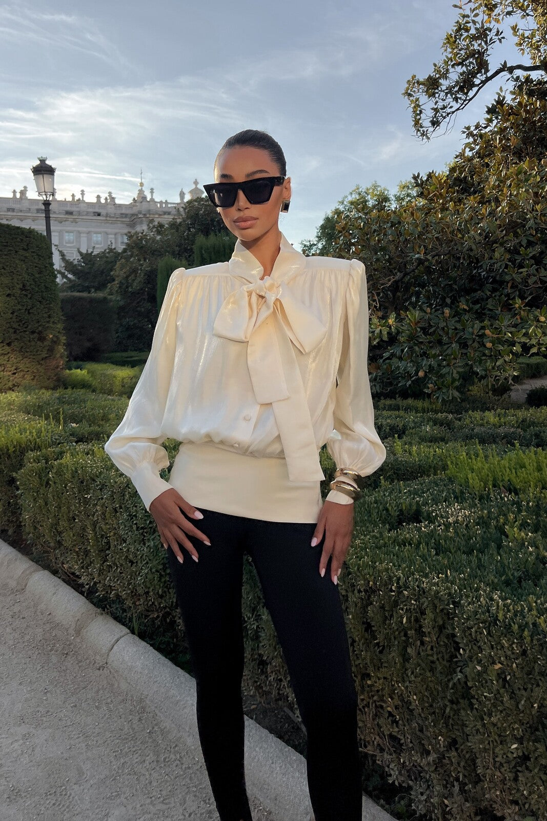 PEARL BLOUSE WITH BOW