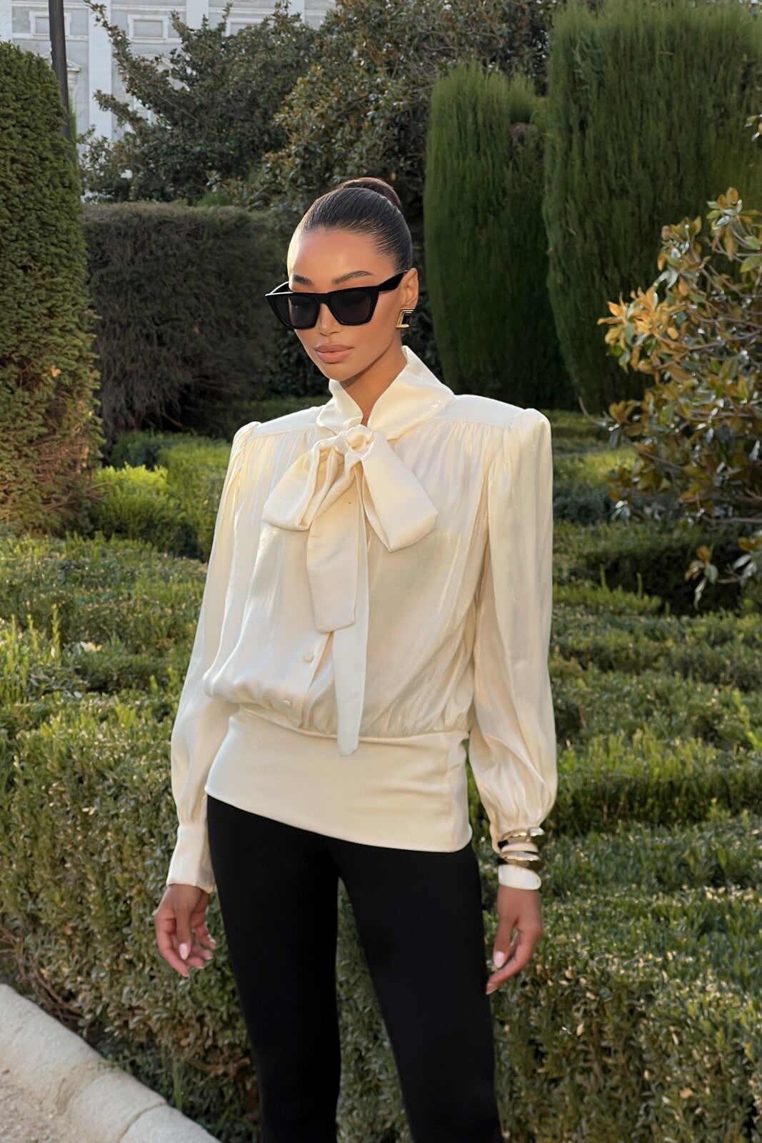 PEARL BLOUSE WITH BOW