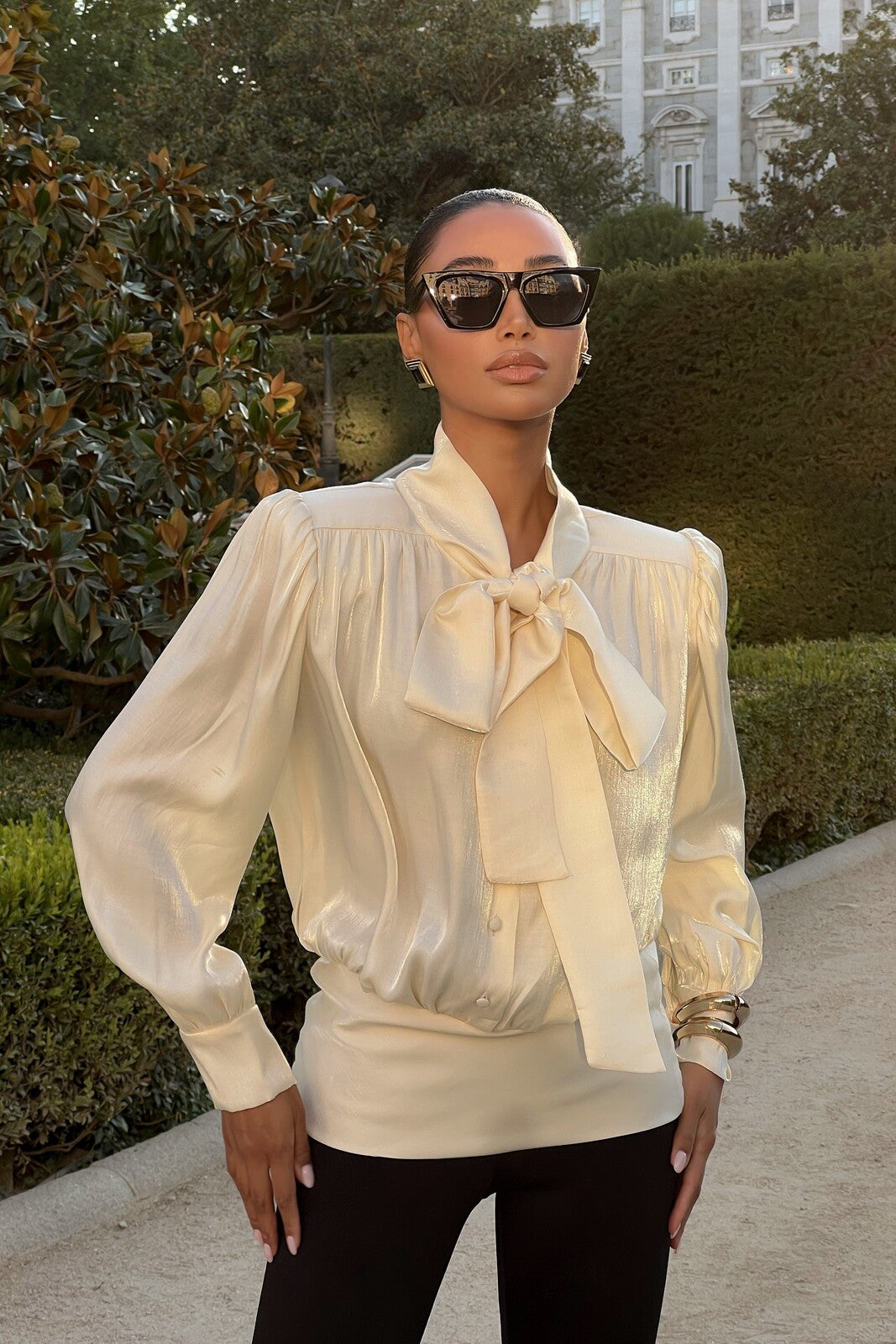 PEARL BLOUSE WITH BOW