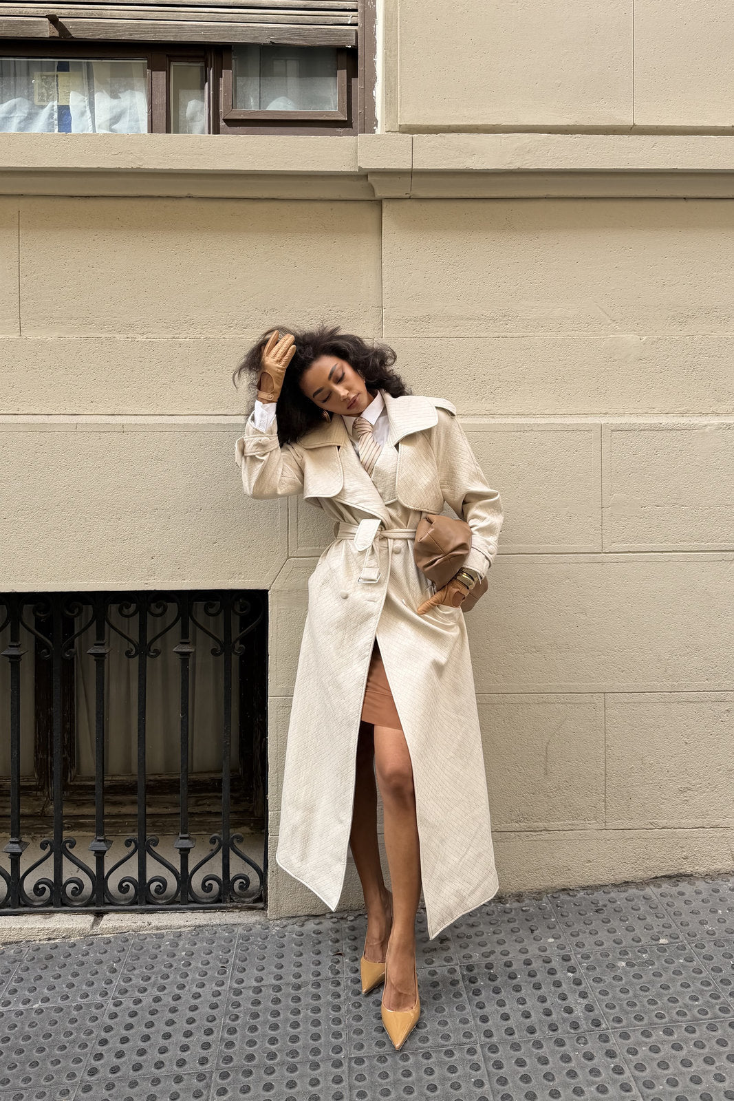 GABARDINE BEGE CLARA TEXTURIZADA