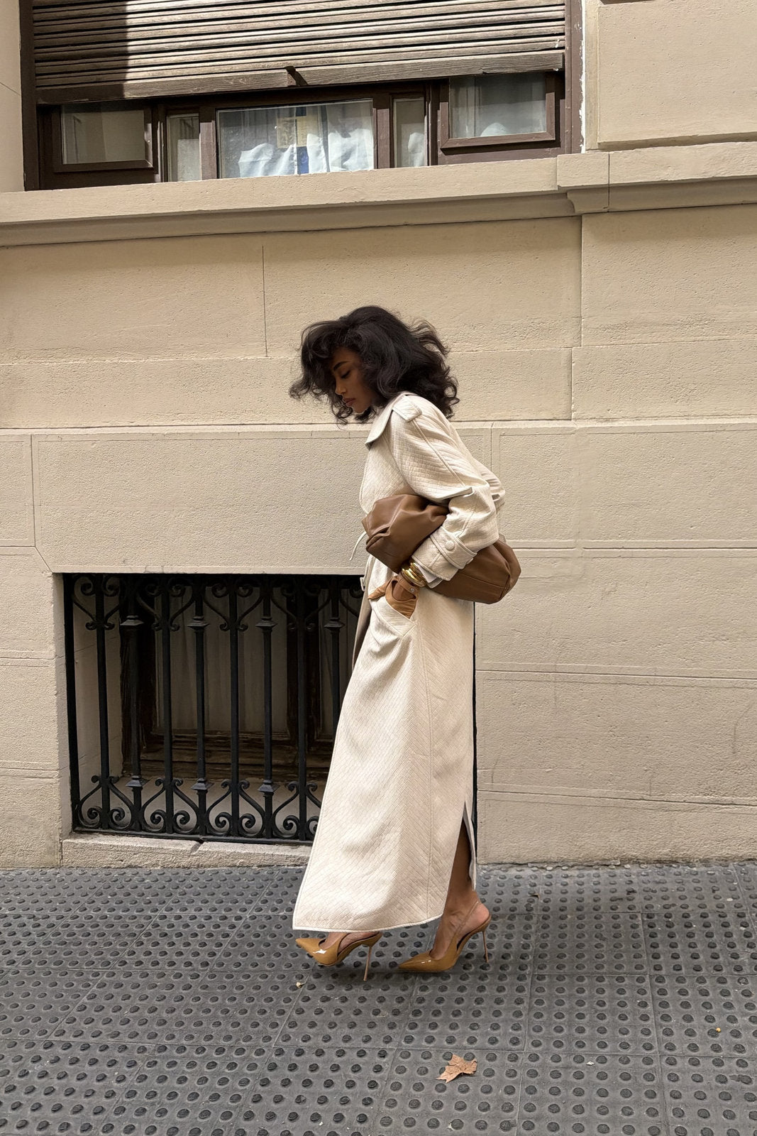 GABARDINE BEGE CLARA TEXTURIZADA