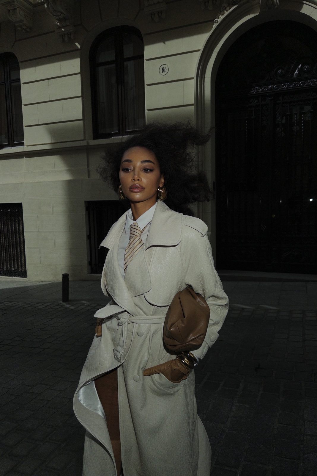 GABARDINE BEGE CLARA TEXTURIZADA