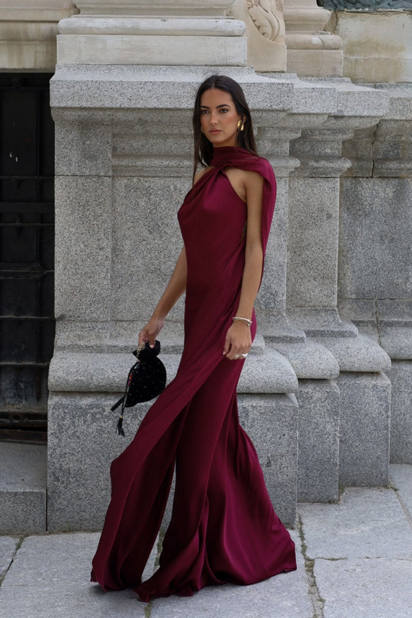 LONG BORDEAUX DRESS WITH CAPE