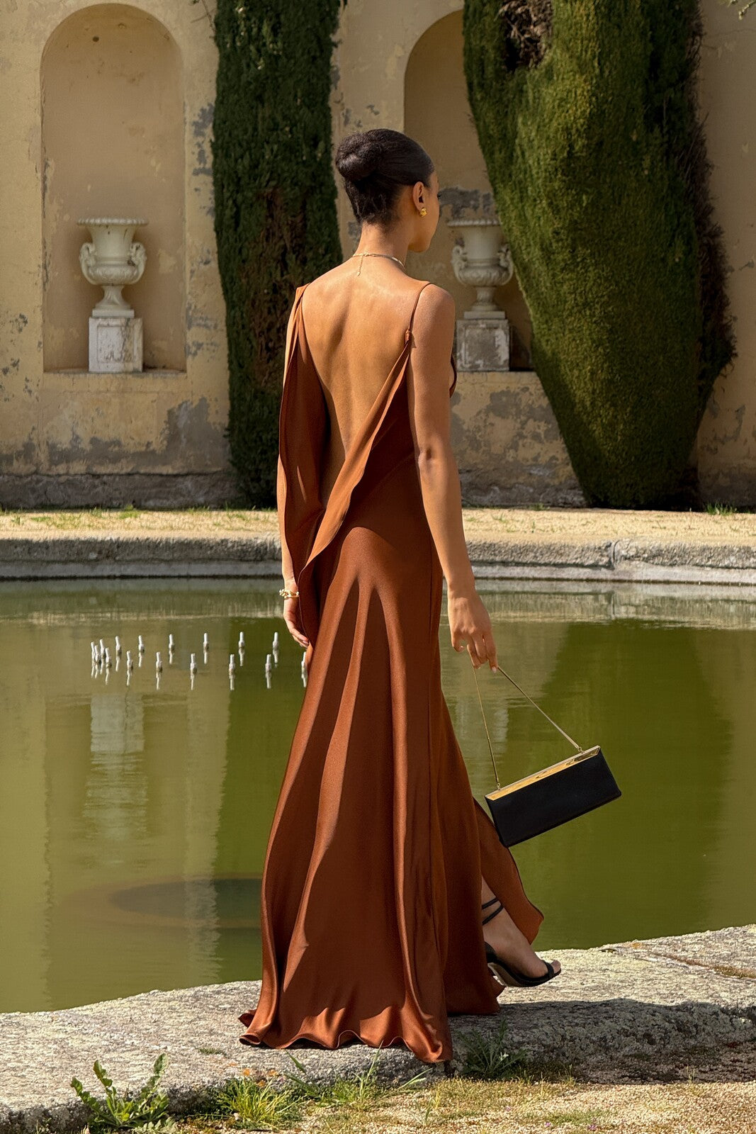 BROWN DRESS WITH DEEP BACK NECKLINE