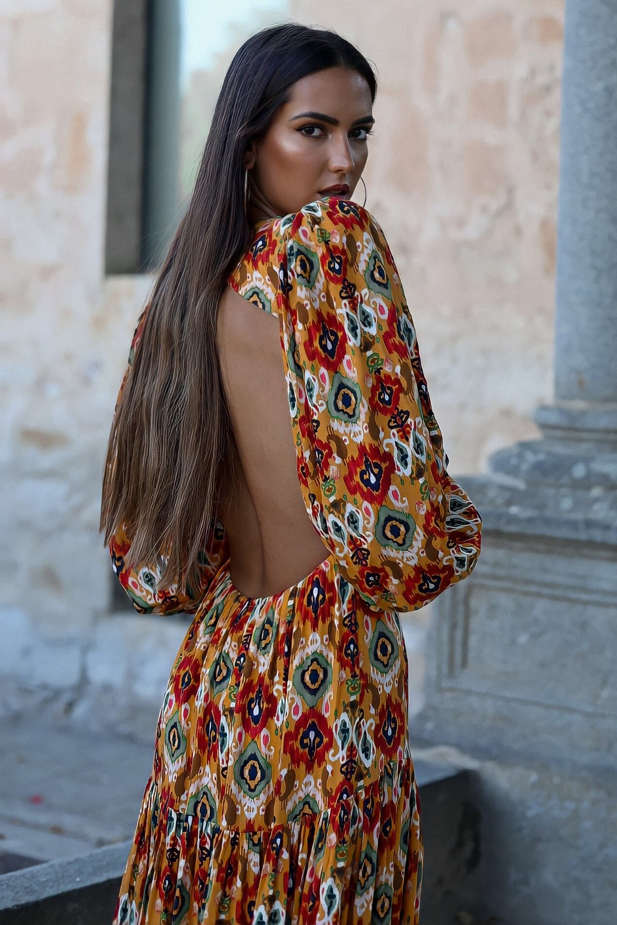 VESTIDO LARANJA COMPRIDO COM ESTAMPADO FLORAL