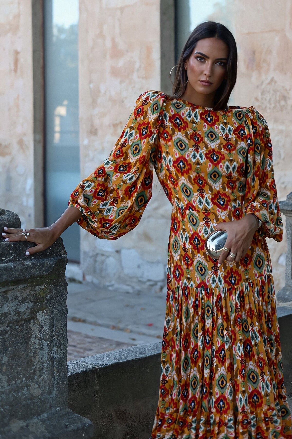 VESTIDO LARANJA COMPRIDO COM ESTAMPADO FLORAL