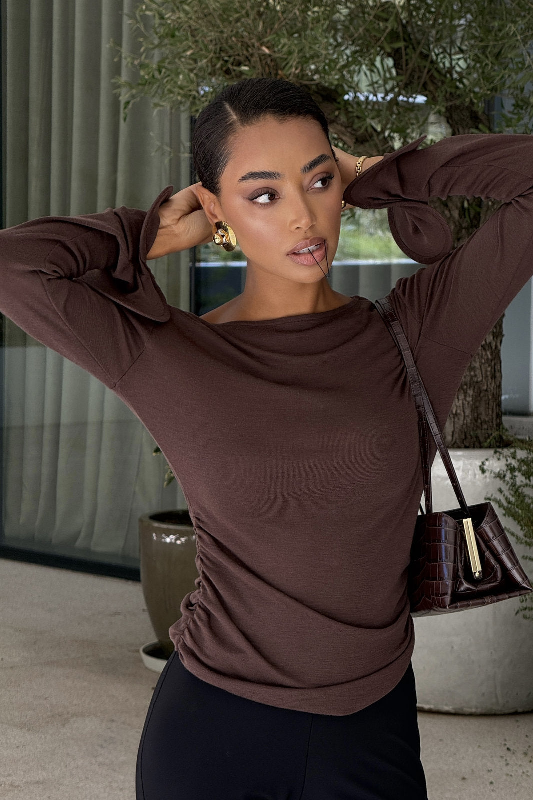 BROWN WOOL TOP