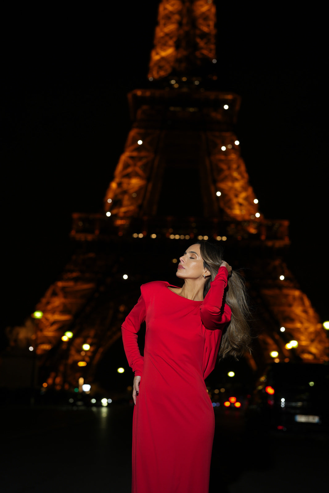 LONG RED DRESS WITH SHOULDER PADS