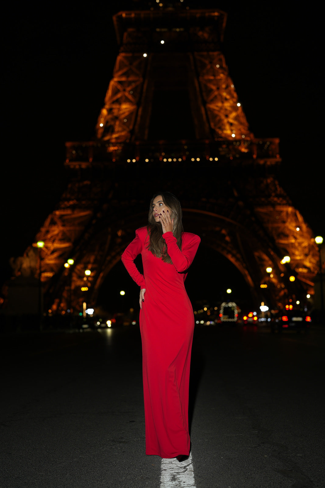 LONG RED DRESS WITH SHOULDER PADS