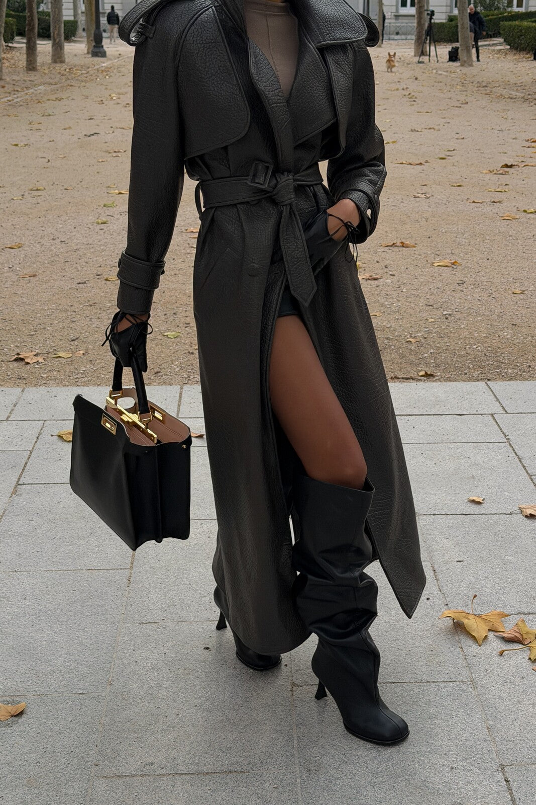 GABARDINA GRIS CON TEXTURA