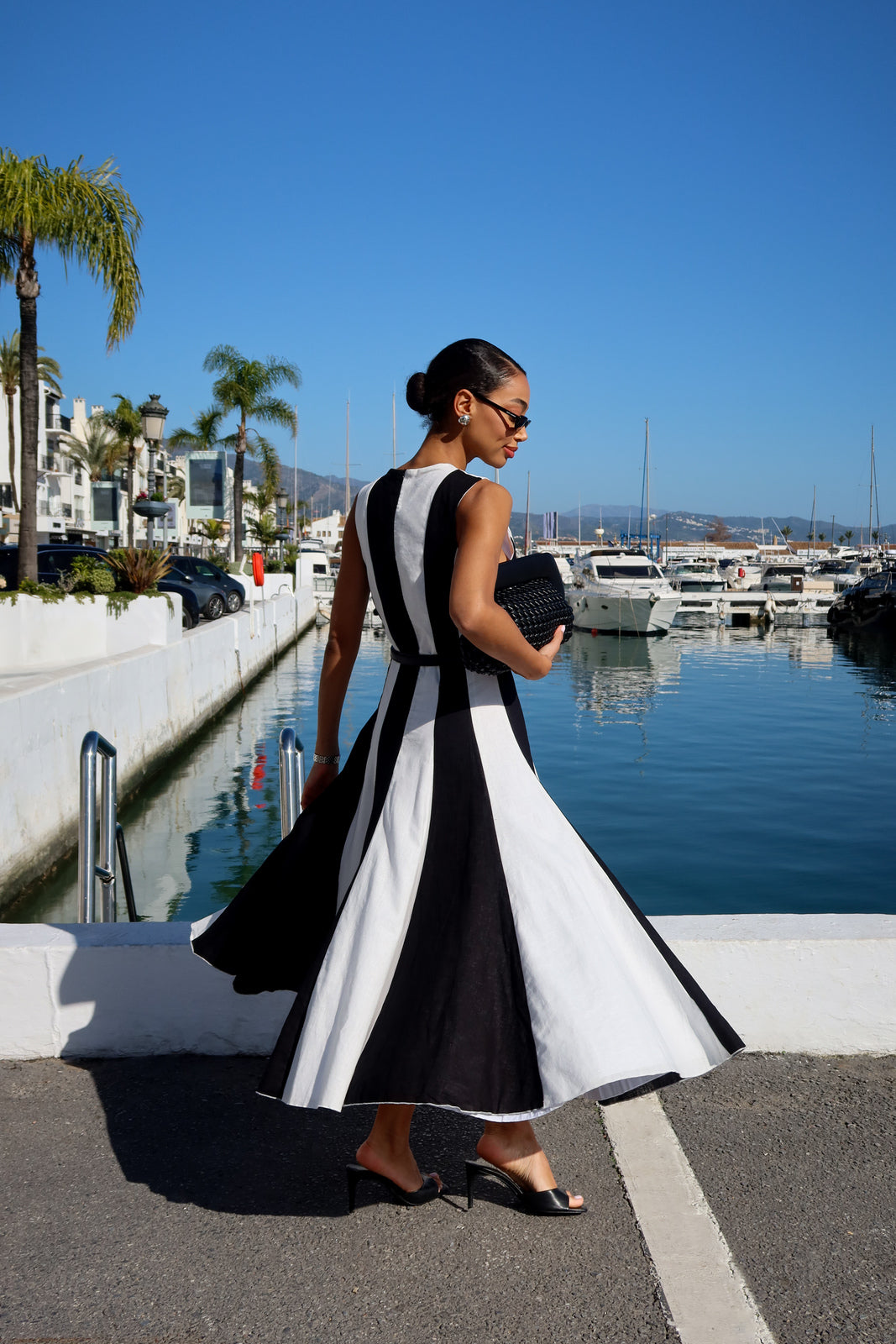 LINEN MIDI DRESS BLACK AND WHITE STRIPES - KAO LINEN MIDI DRESS BLACK AND WHITE STRIPES - KAO