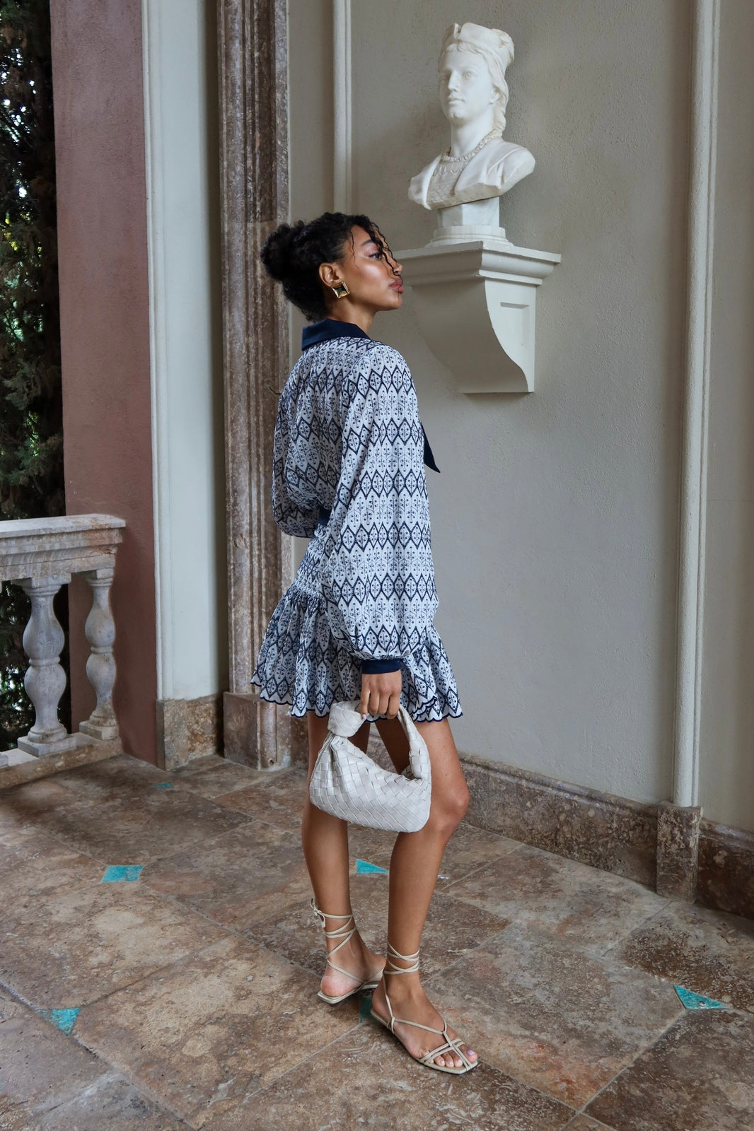 NAVY BLUE BLOUSE CLASSIC PATTERN