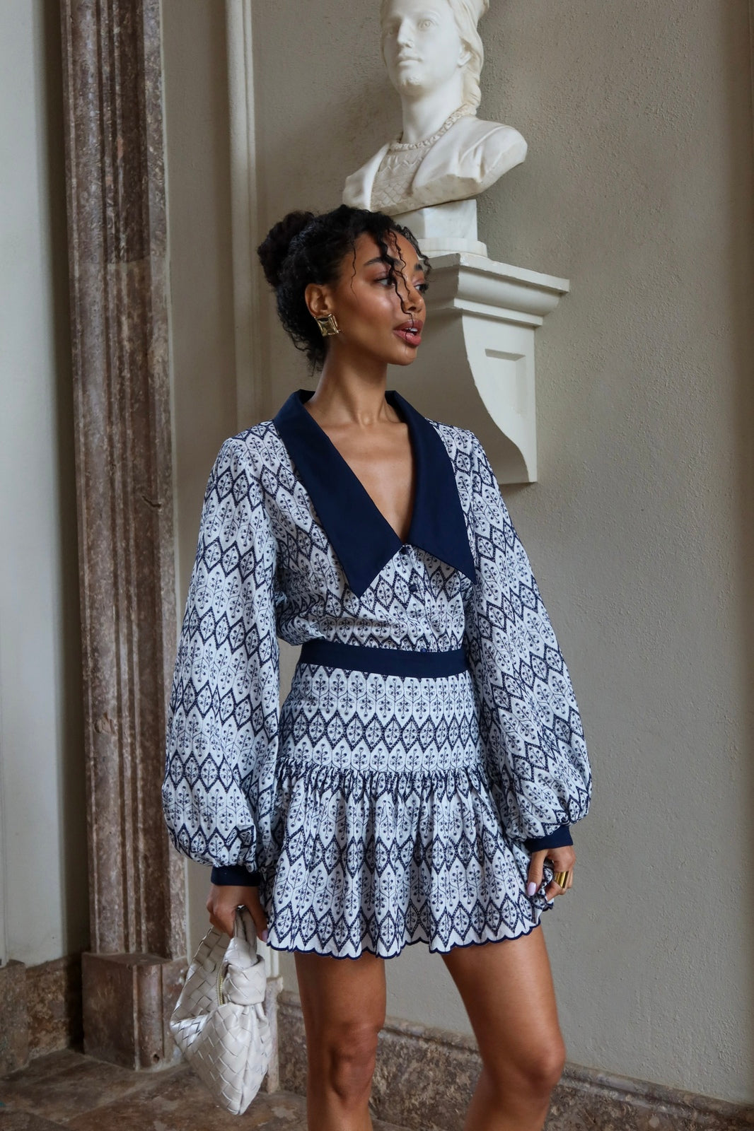 NAVY BLUE BLOUSE CLASSIC PATTERN