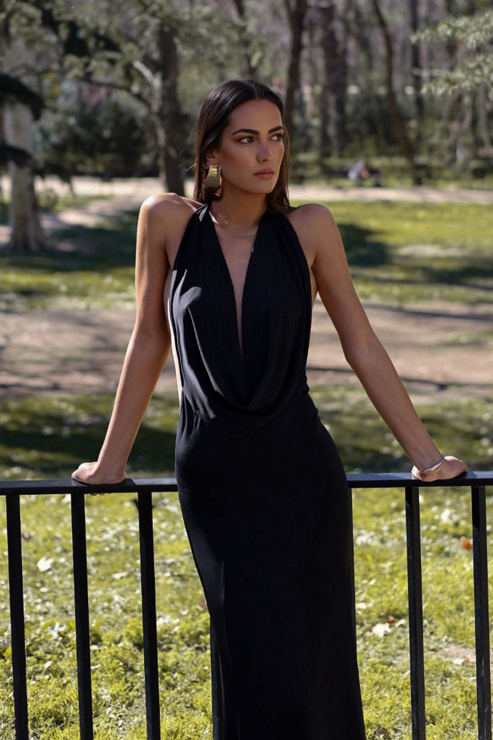 LONG BLACK KNITTED DRESS WITH PLUNGING NECKLINE - KAO LONG BLACK KNITTED DRESS WITH PLUNGING NECKLINE - KAO