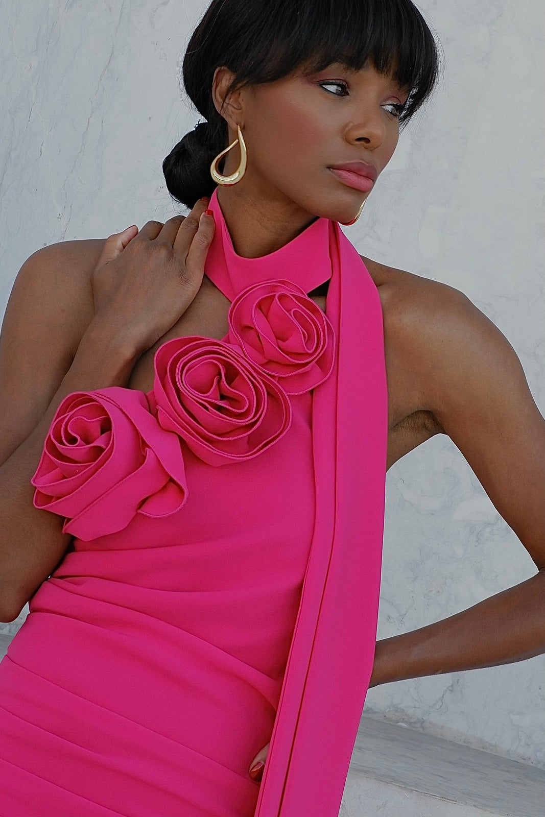 VESTIDO COMPRIDO FÚCSIA COM FLOR