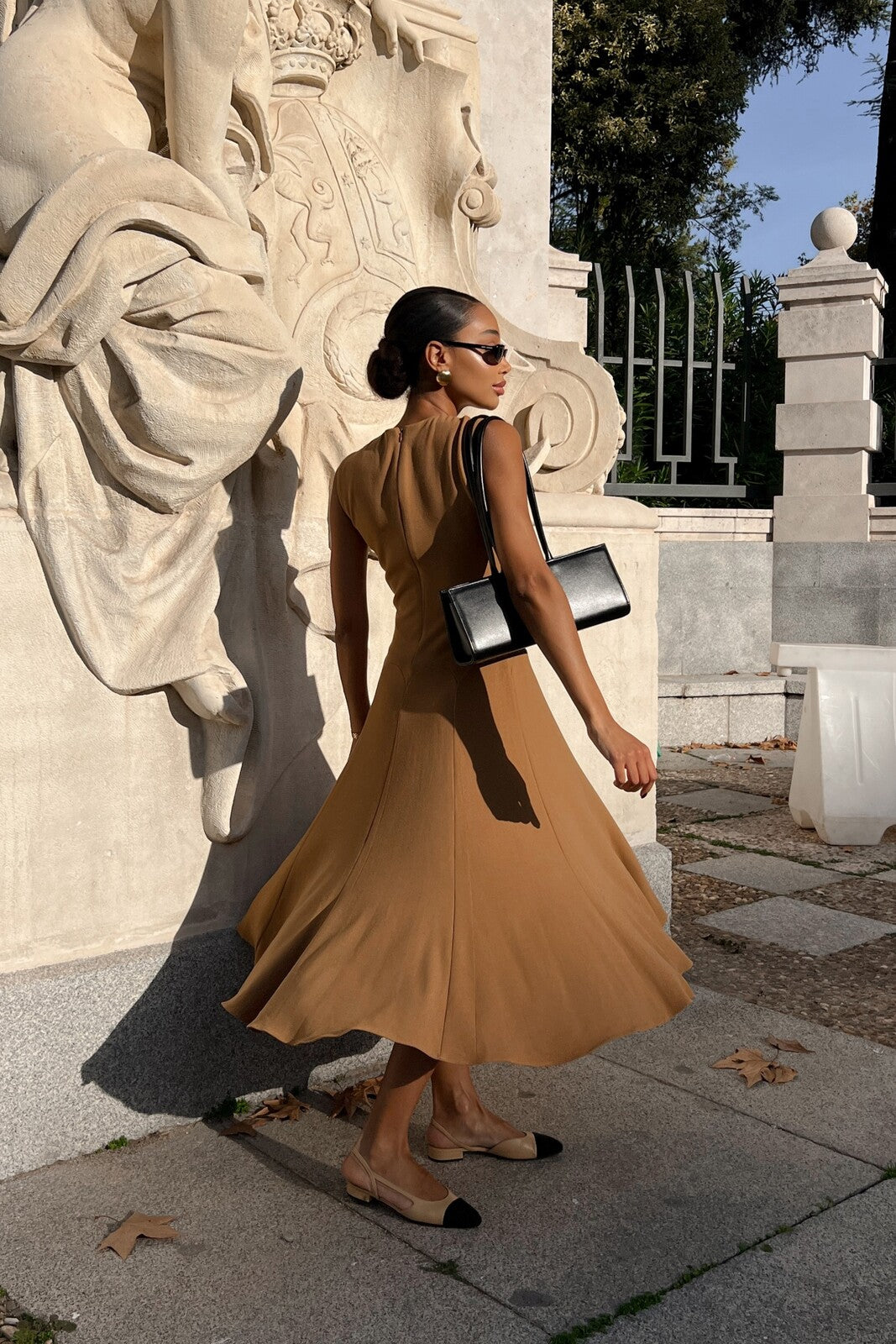 CAMEL SLEEVELESS DRESS - KAO CAMEL SLEEVELESS DRESS - KAO