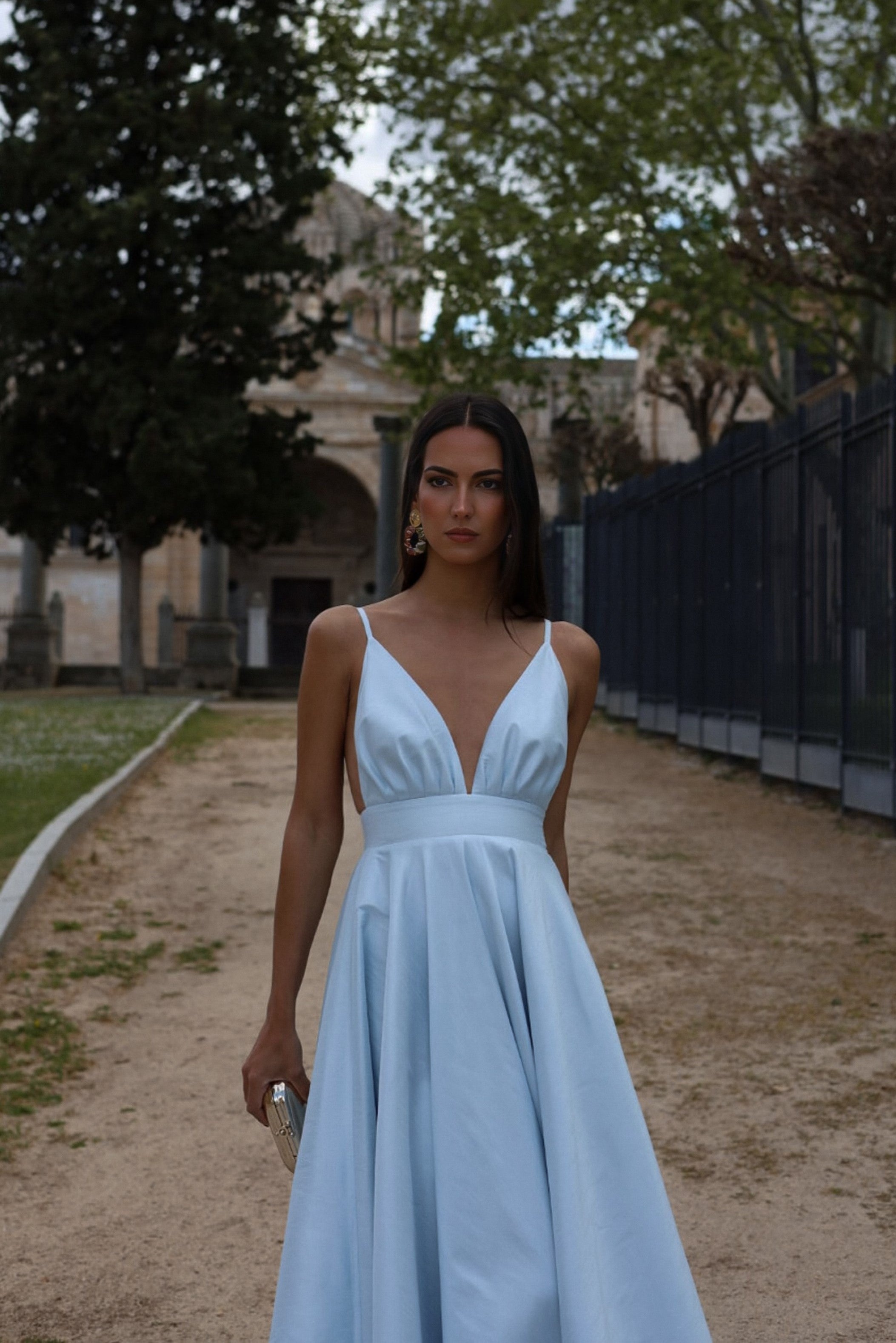 blue clairo dress LIGHT PRINCESS 1=handle=natural=frances-woven-rattan-vanity-mirror-natural=https://www.daals.co.uk/cdn/shop/files/FT-MIRR-04-NAT_main.jpg 🖤 “Elegant in simplicity” Waist:58 evening party or any