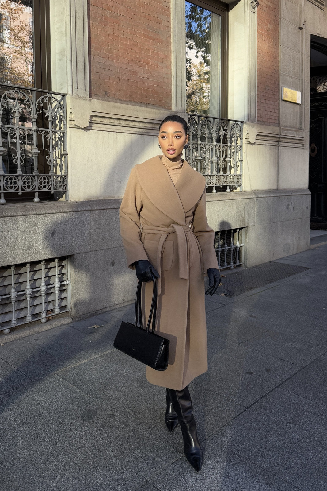 CAMEL COAT WITH BELT