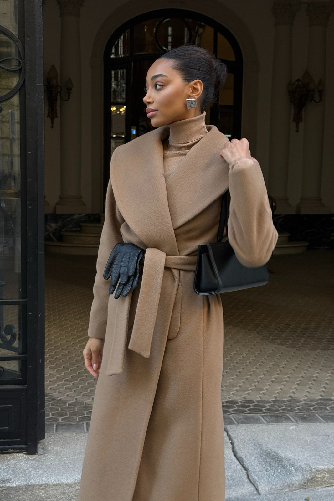 CAMEL COAT WITH BELT