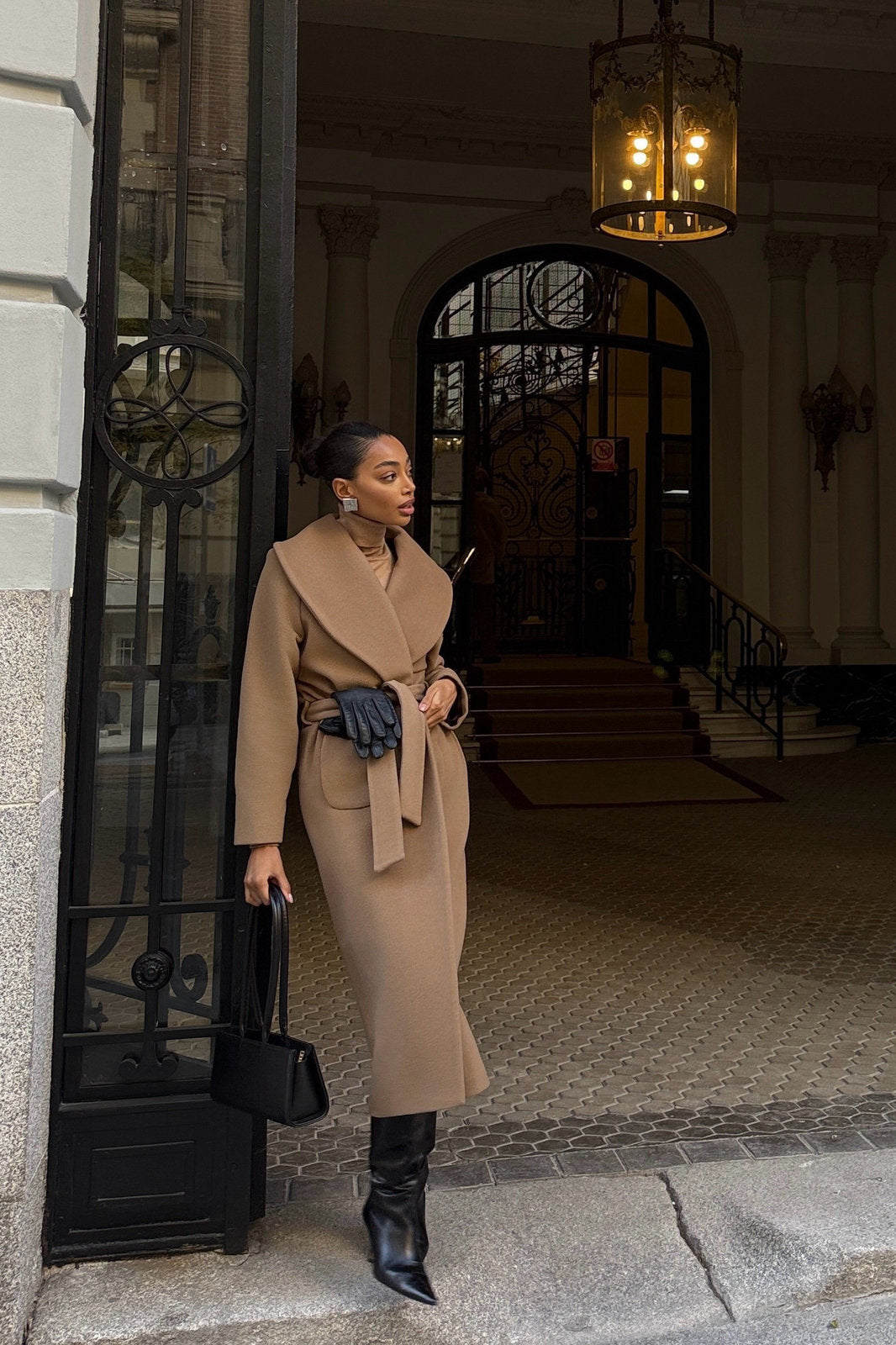 CAMEL COAT WITH BELT