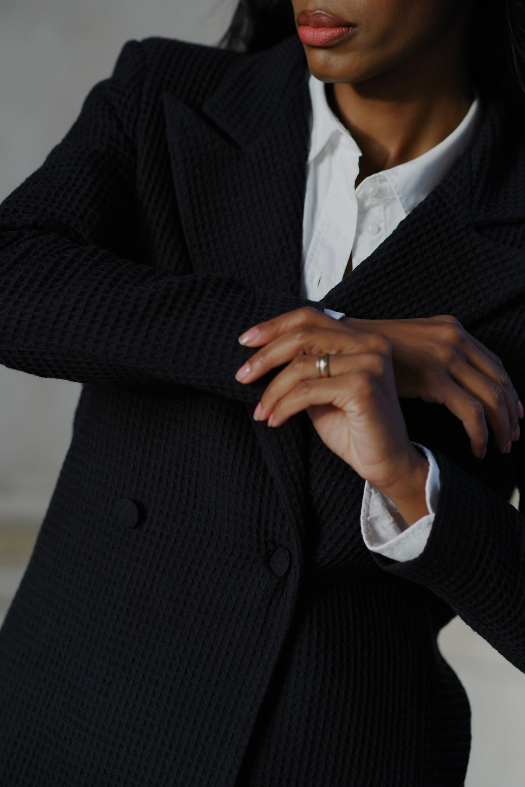 BLACK BLAZER WITH PLAIDS