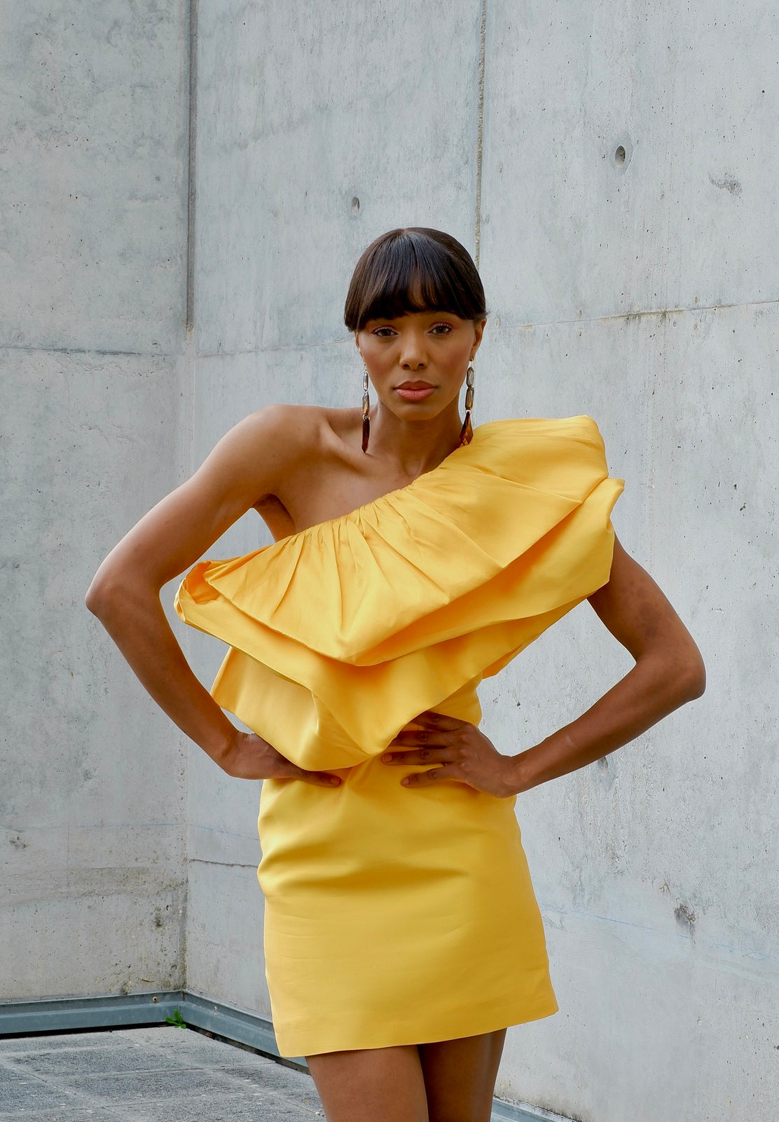 MUSTARD SHORT DRESS WITH ASYMMETRIC NECKLINE