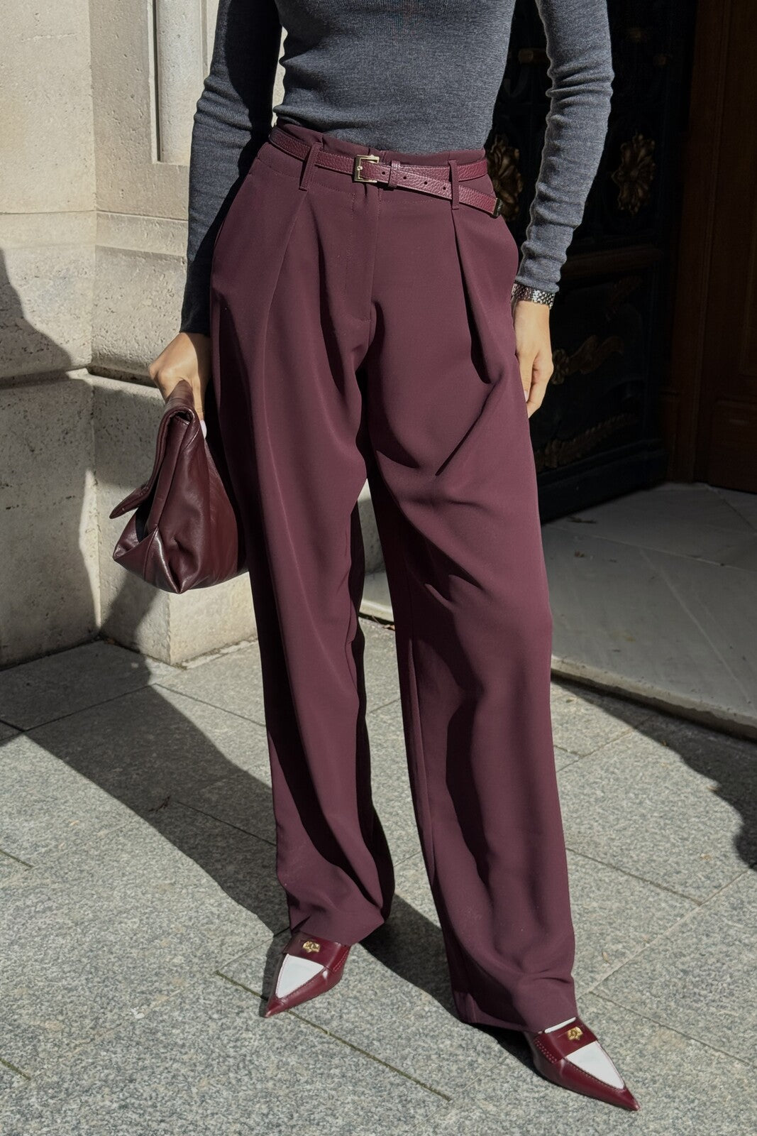 CALÇA FLARE BORDEAUX