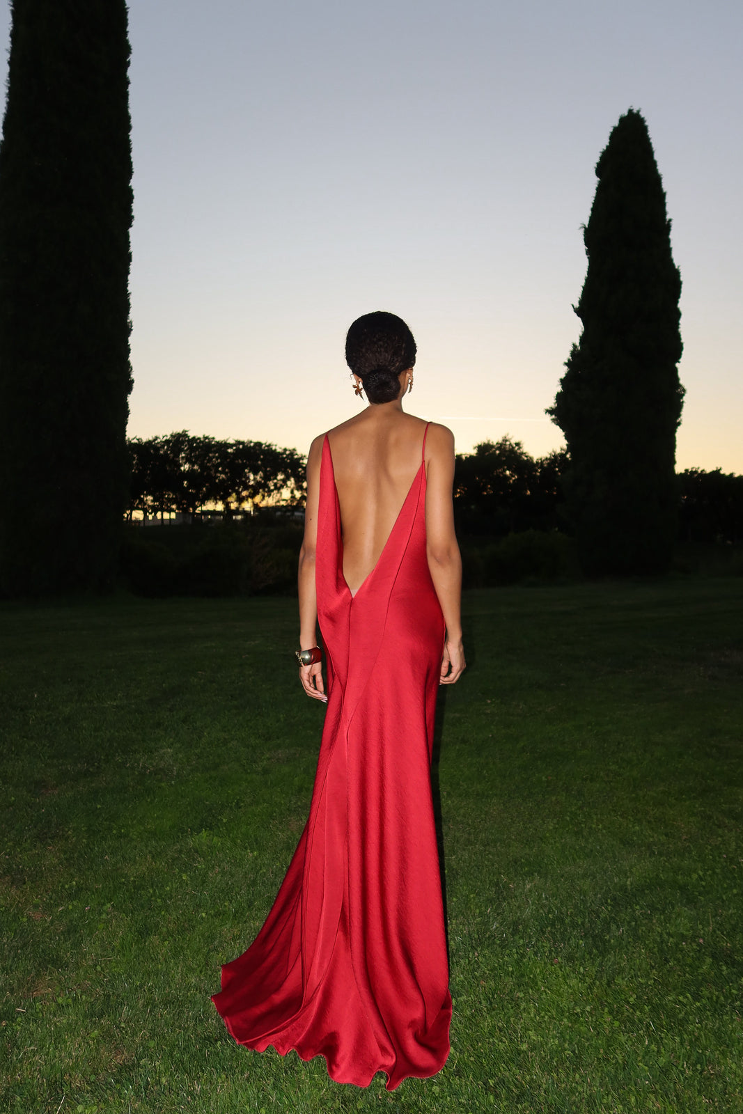 BORDEAUX DRESS DEEP BACK NECKLINE