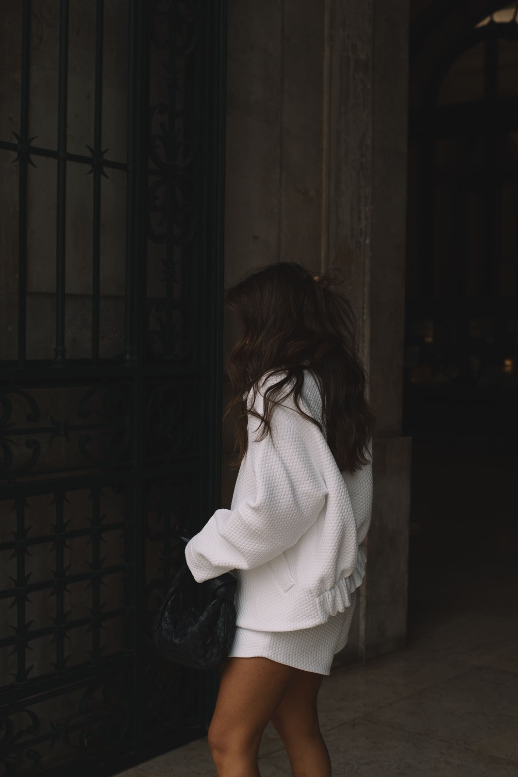 WHITE GEOMETRIC JACQUARD SHORTS