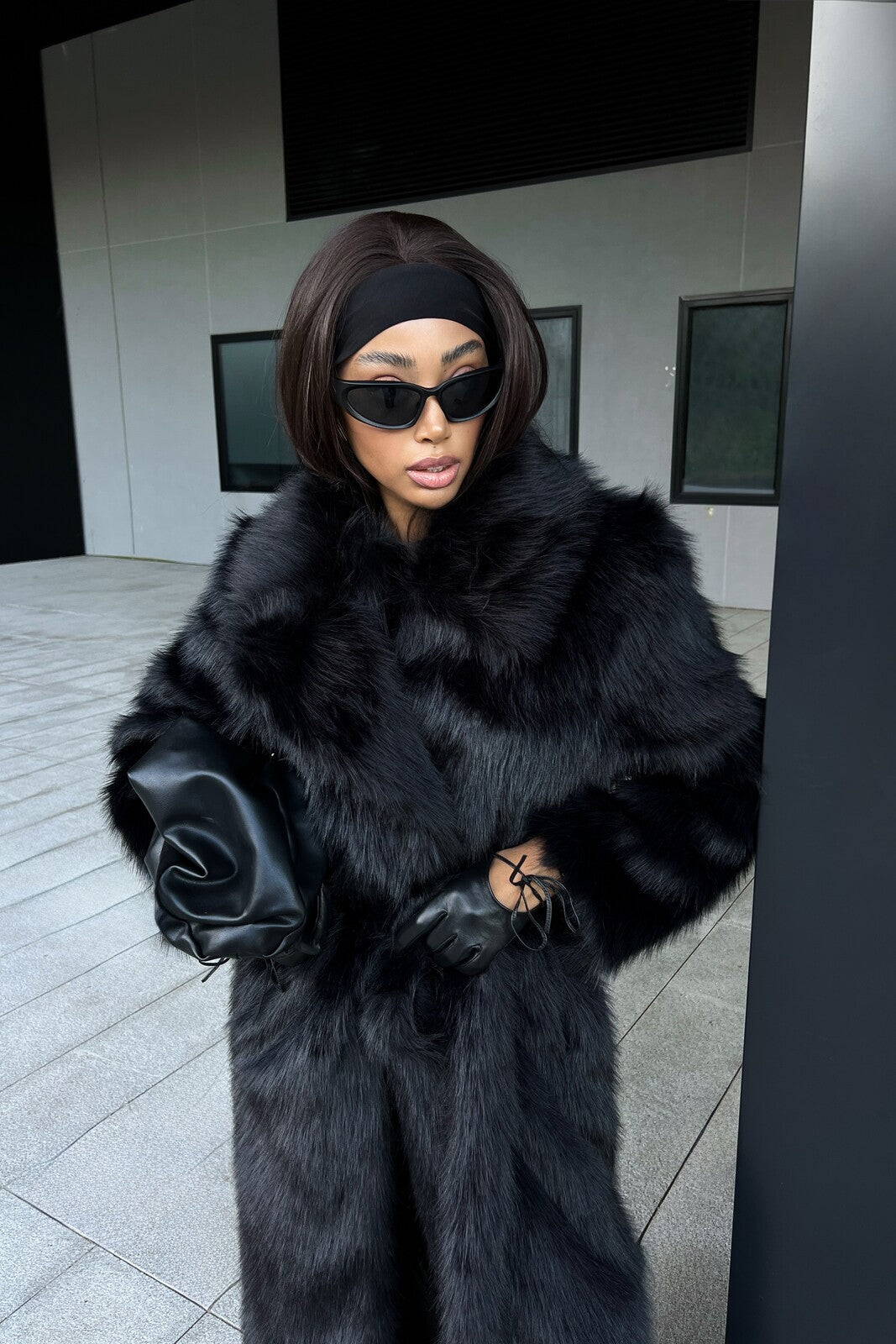 VESTITO LUNGO IN ECOPELLICCIA NERA