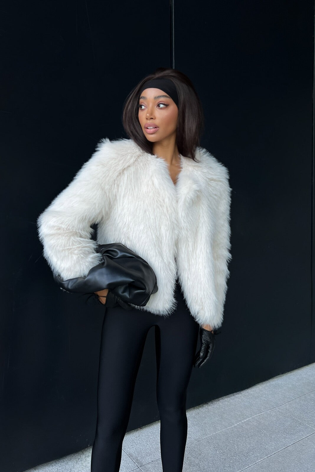 SHORT PEARL FAUX FUR COAT