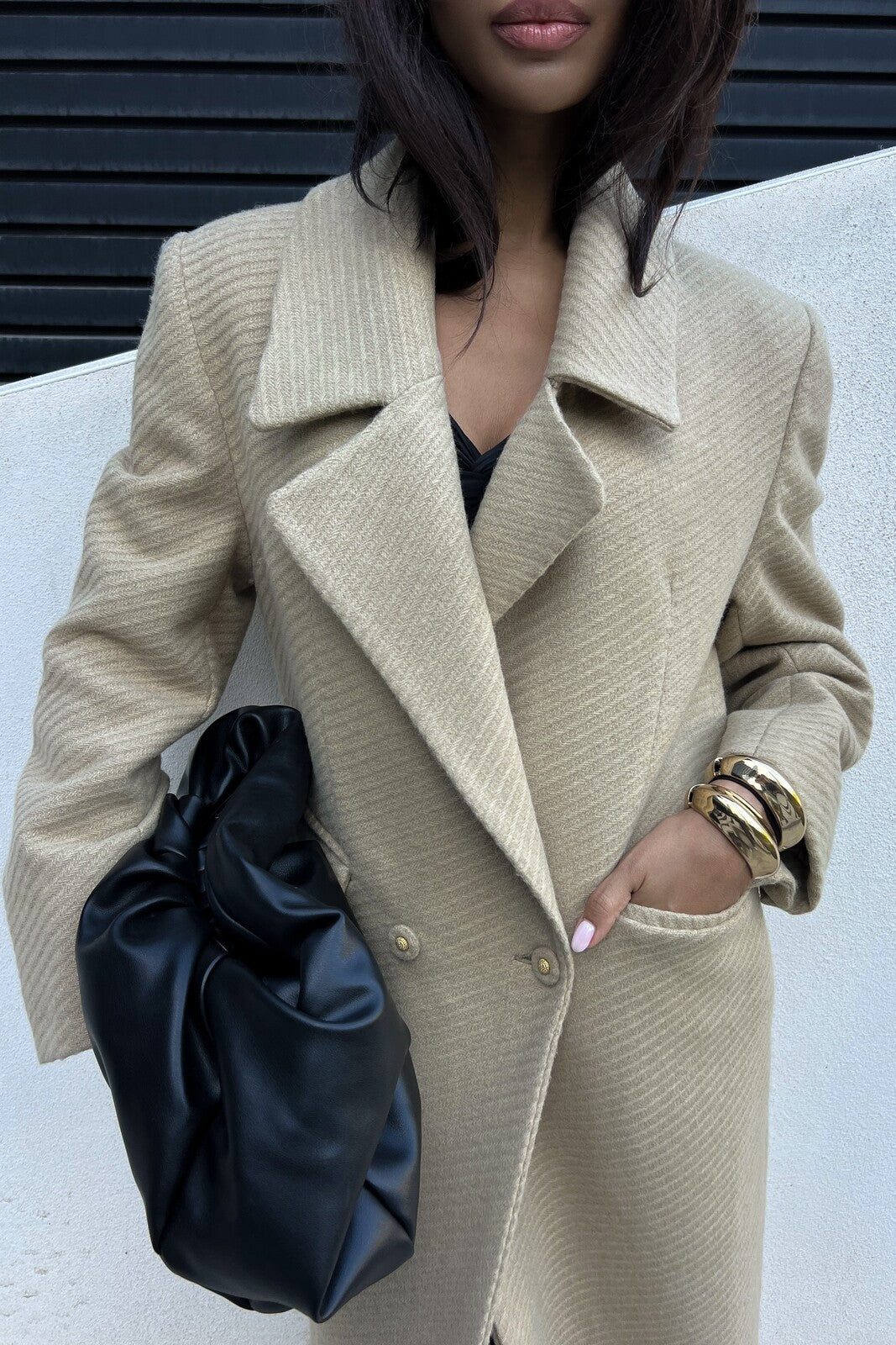BEIGE OVERCOAT