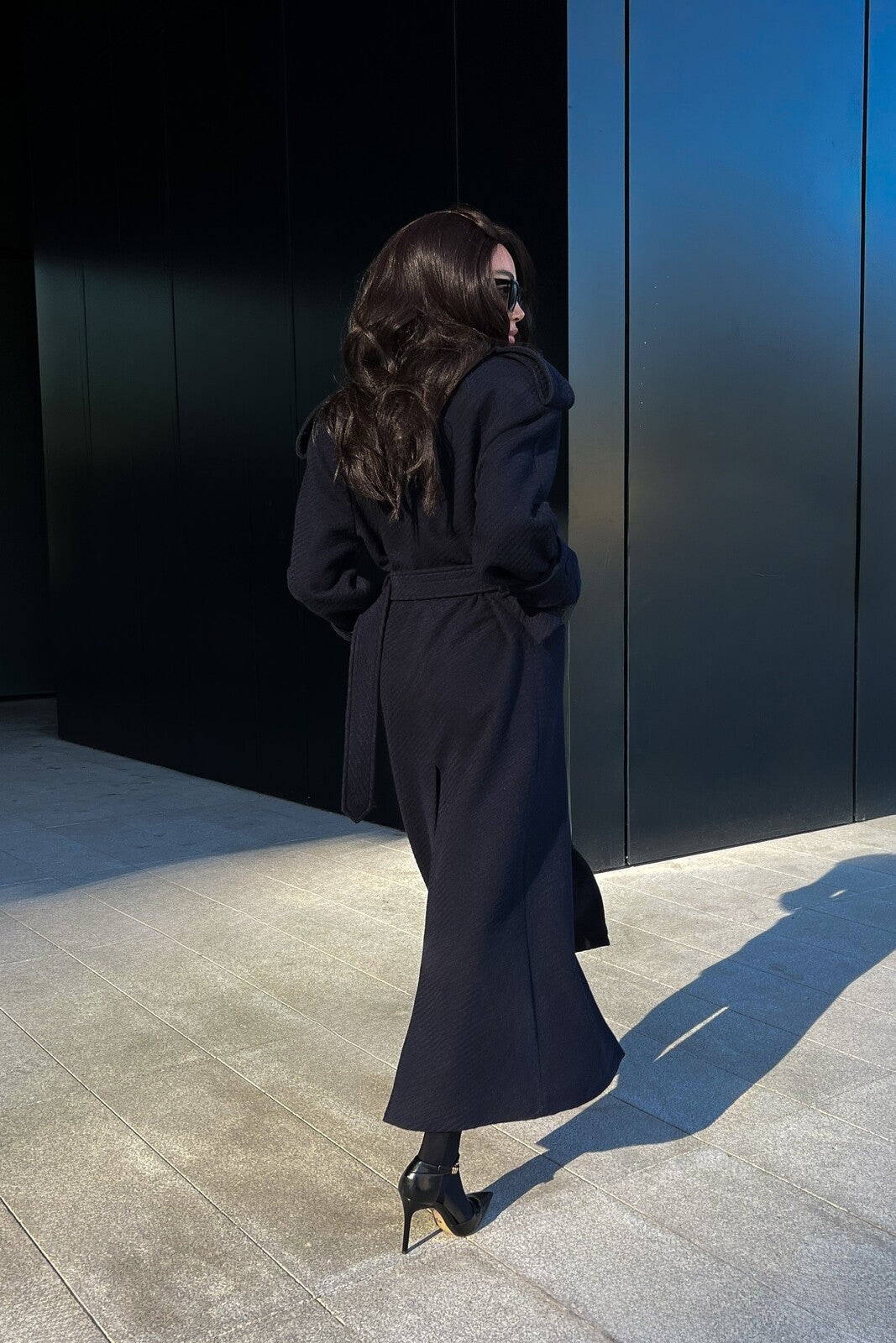 NAVY BLUE OVERSIZED OVERCOAT