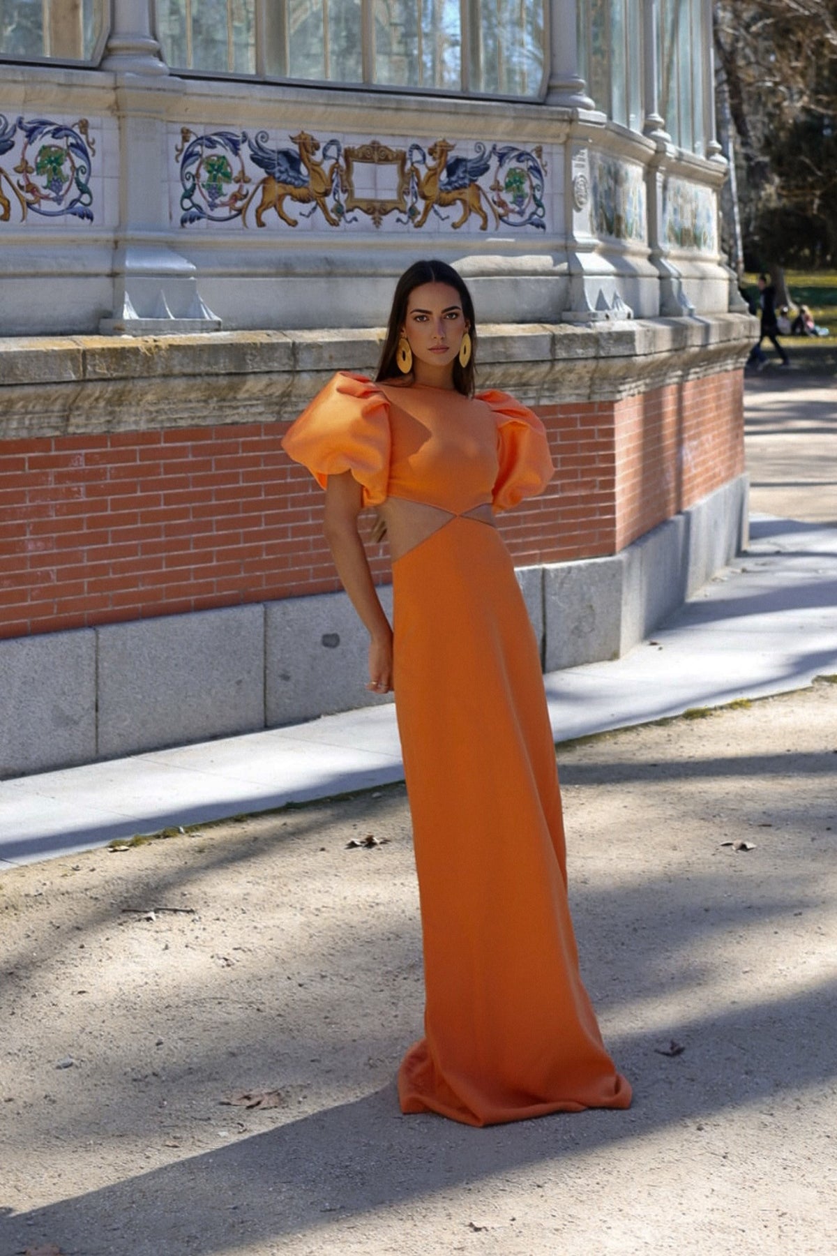 VESTIDO LARANJA COM MANGA ABALONADA