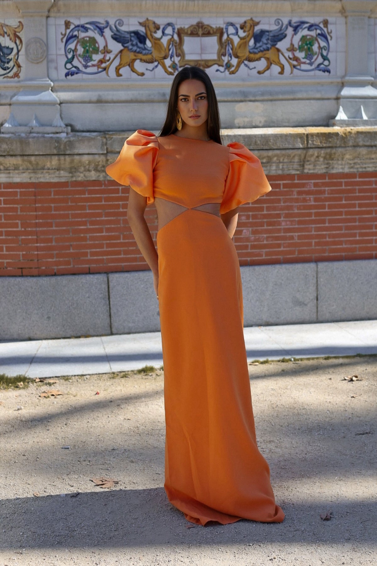 VESTIDO LARANJA COM MANGA ABALONADA