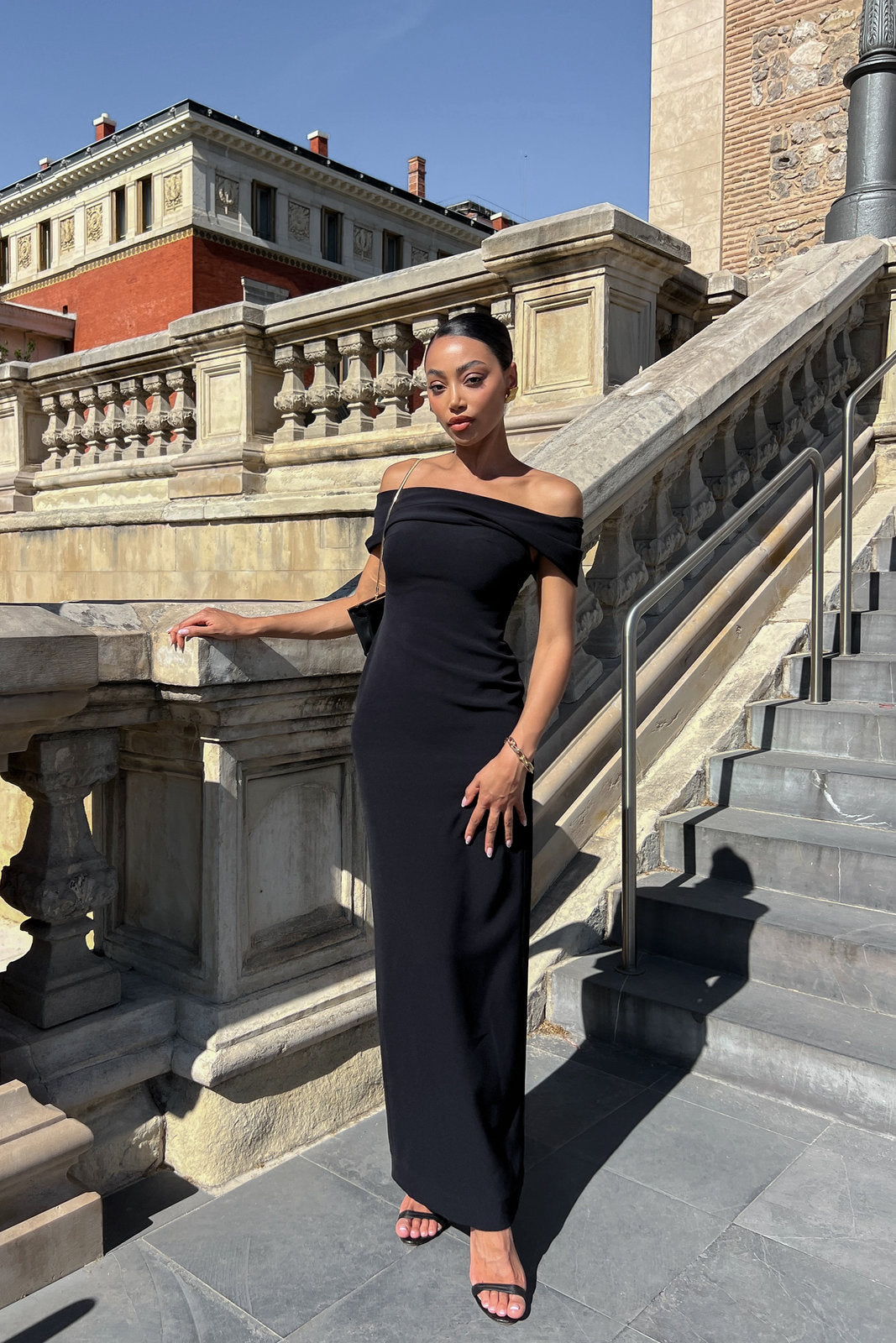 BLACK OFF-THE-SHOULDER DRESS