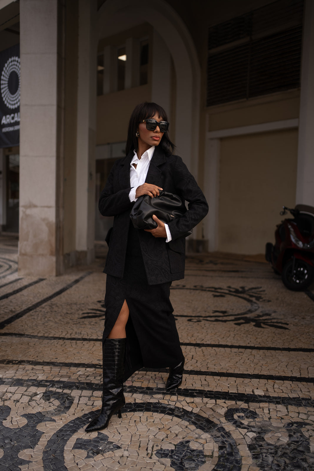 LONG BLACK JACQUARD SKIRT