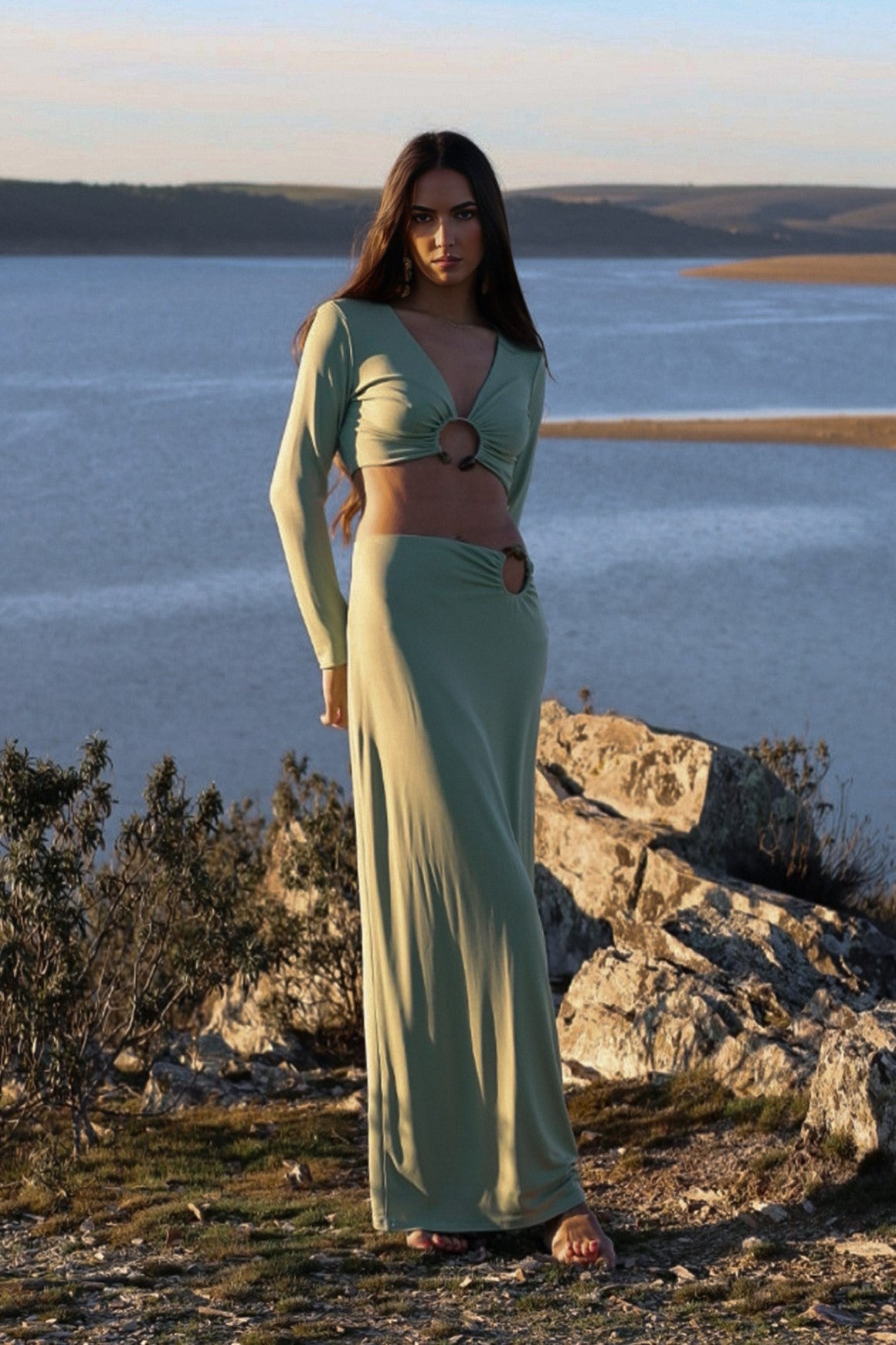 GREEN SKIRT WITH APPLIQUÉ