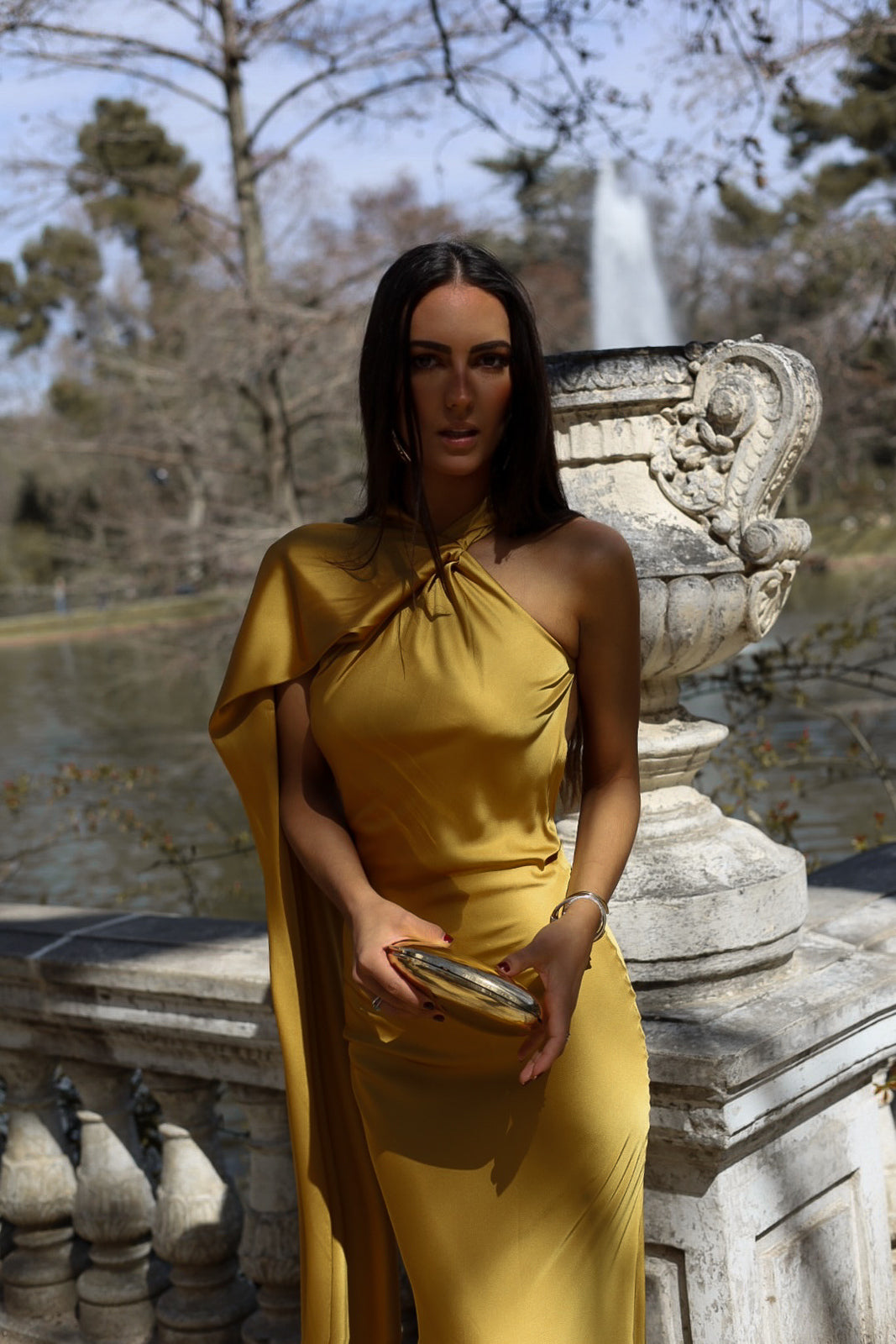 GOLDEN LONG DRESS WITH CAPE