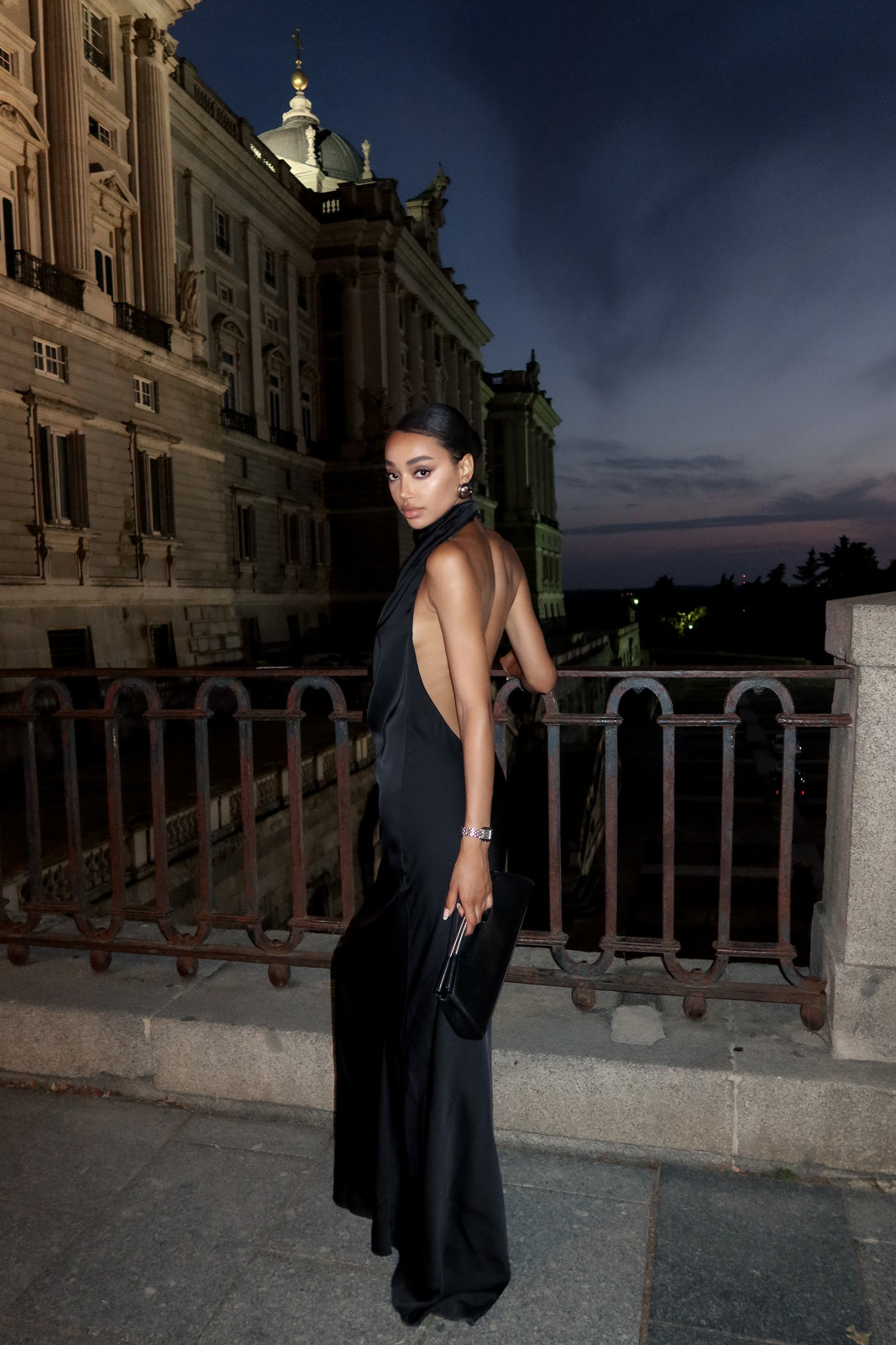 VESTIDO COMPRIDO PRETO