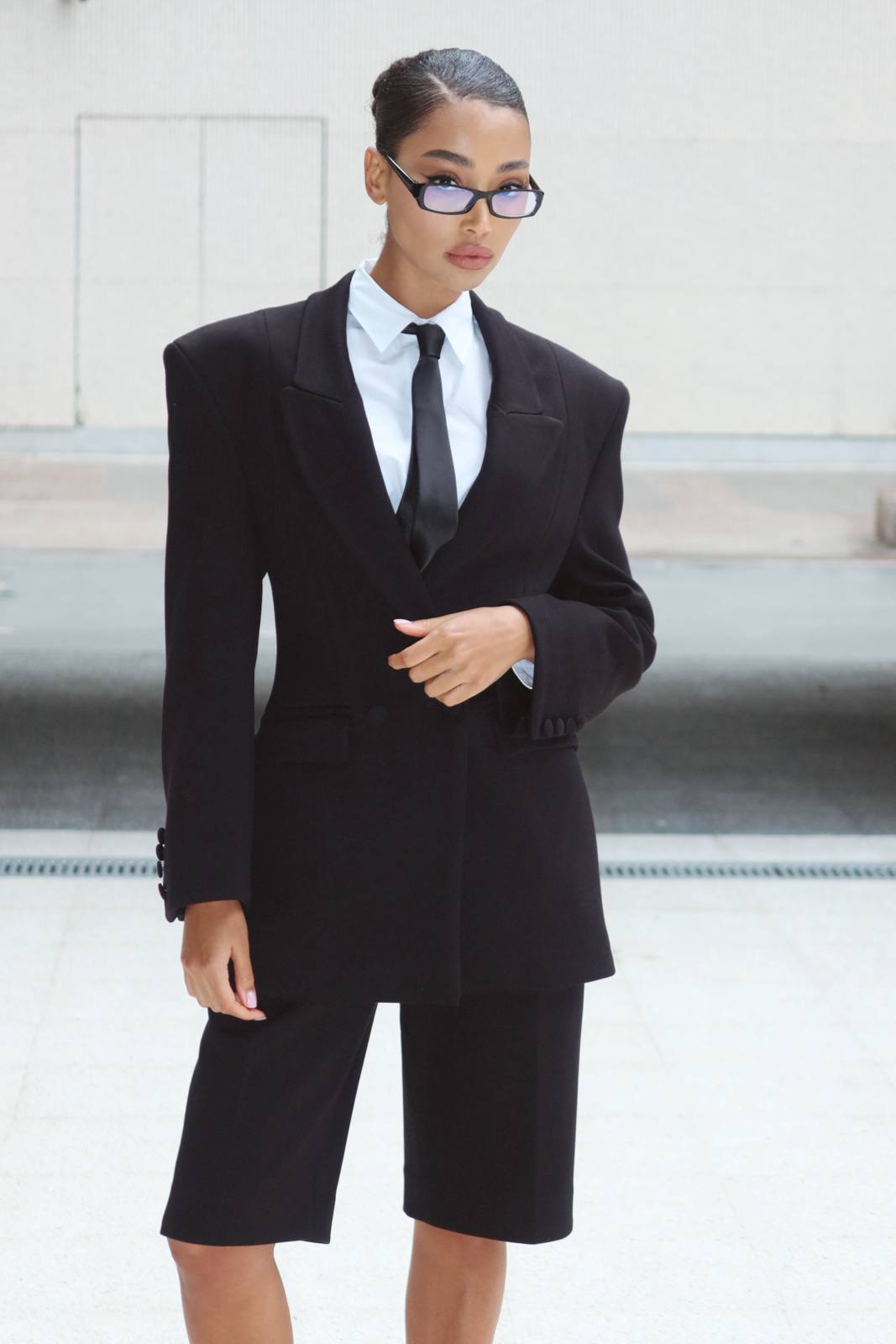 BLACK BERMUDA SHORTS - KAO BLACK BERMUDA SHORTS - KAO