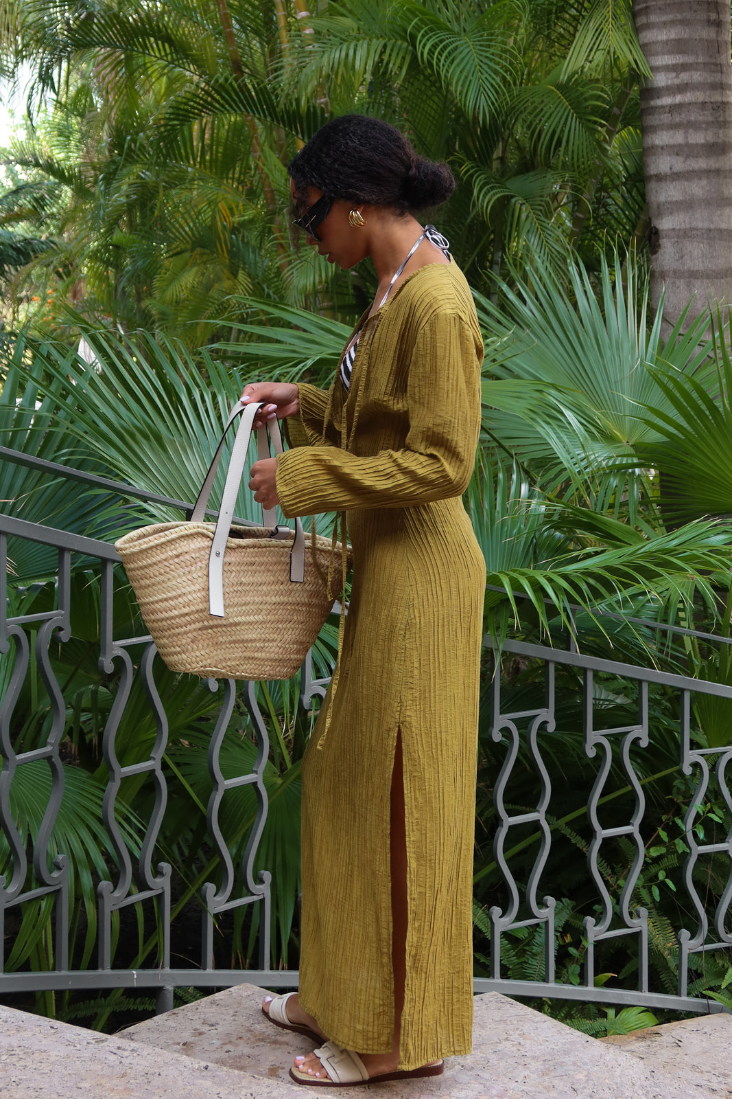 OLIVE GREEN SHIRT WITH TEXTURE