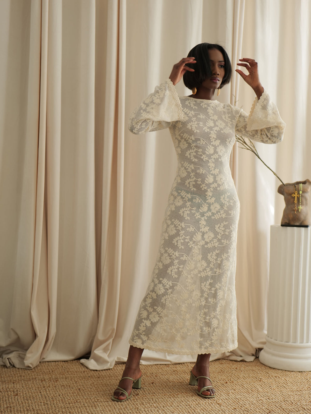 BEIGE LONG DRESS WITH FLORAL EMBROIDERY