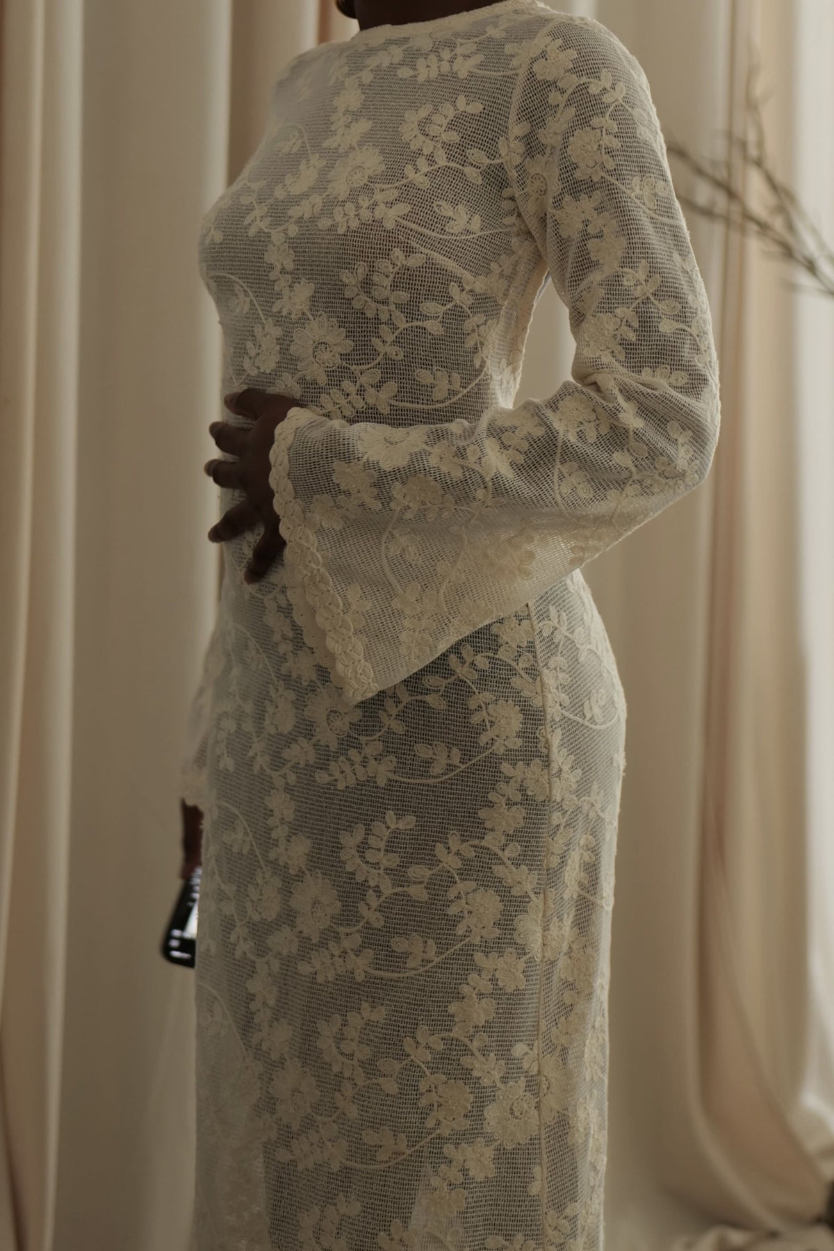 BEIGE LONG DRESS WITH FLORAL EMBROIDERY