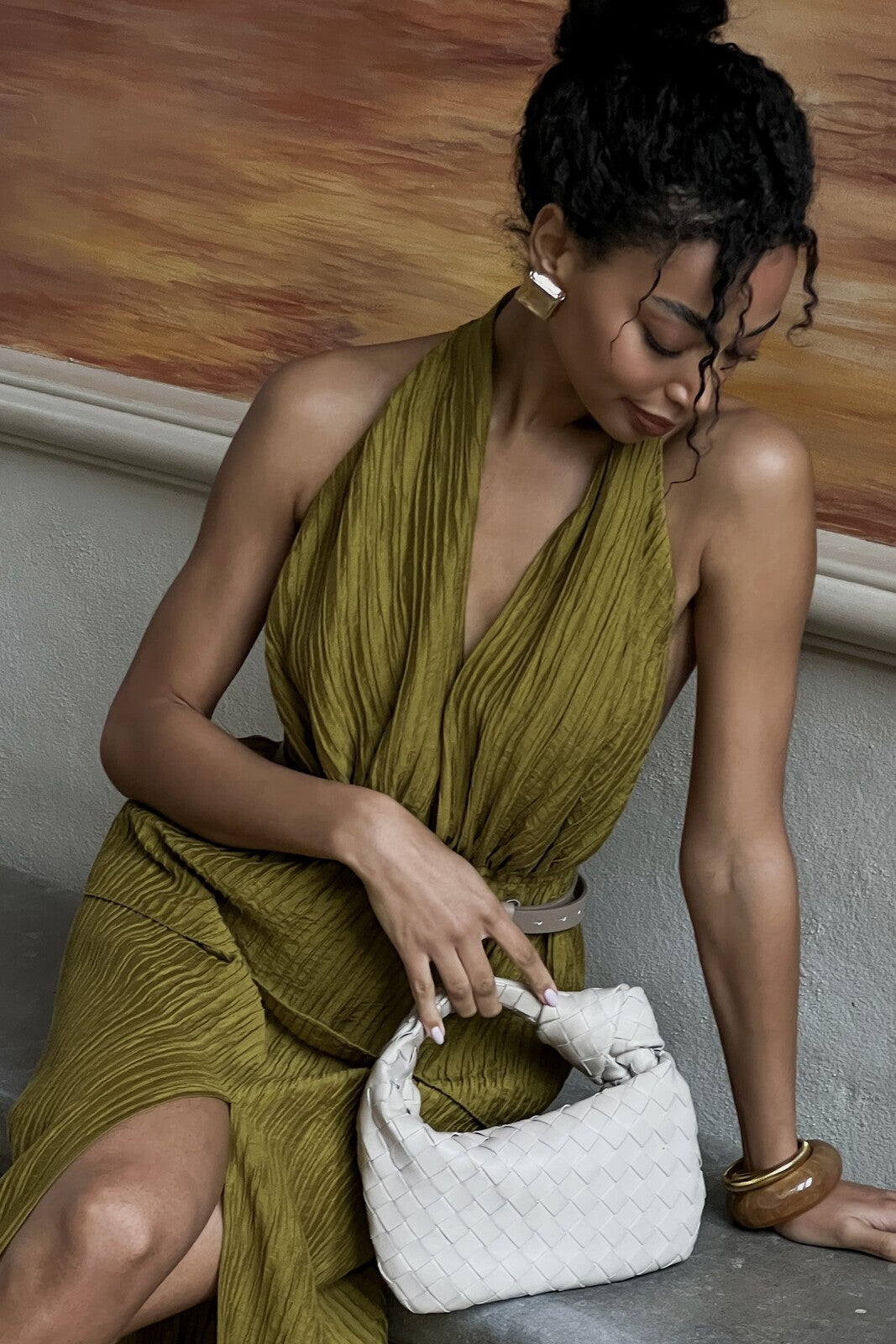 OLIVE GREEN DRESS WITH TEXTURE