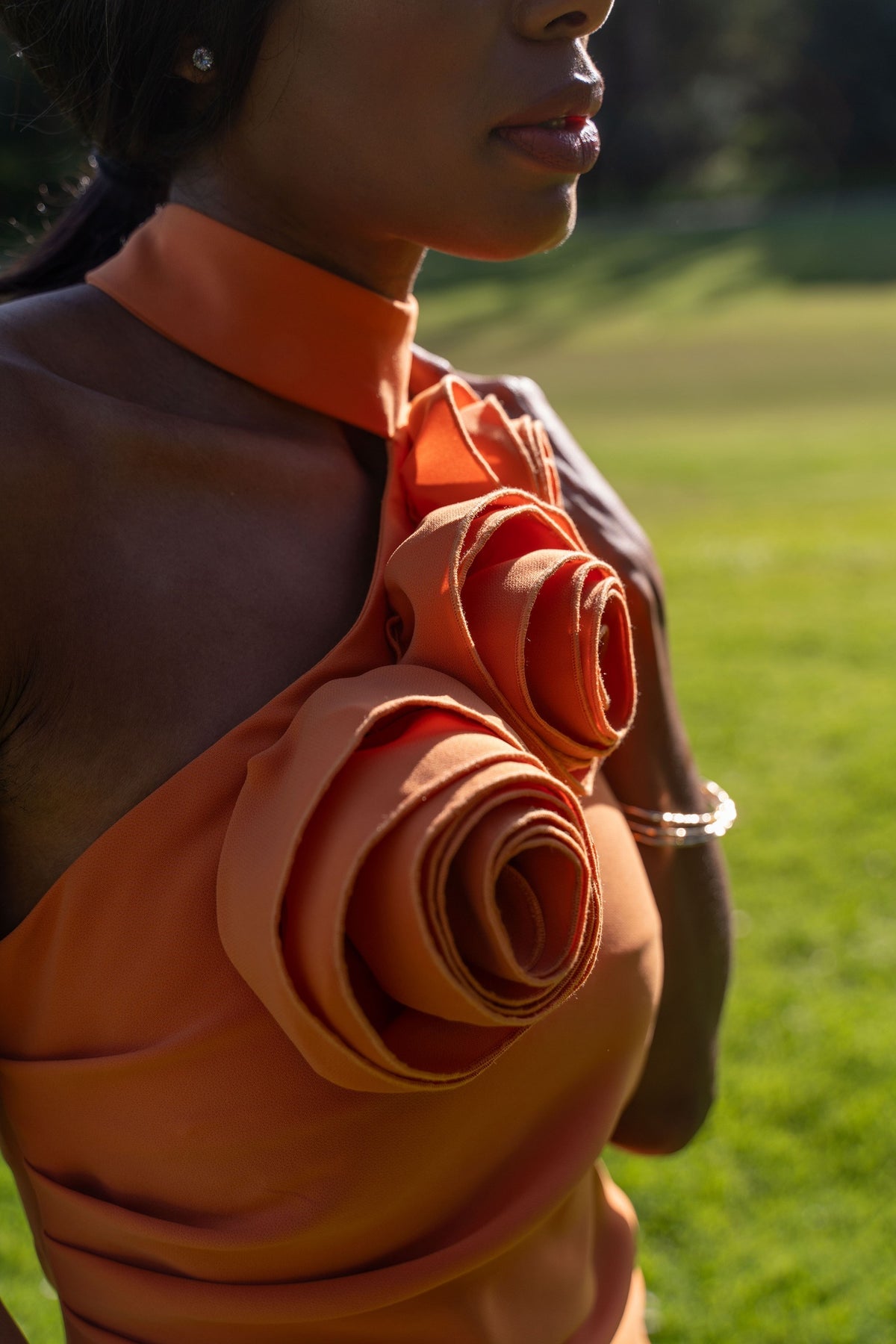 LONG ORANGE DRESS WITH FLOWER