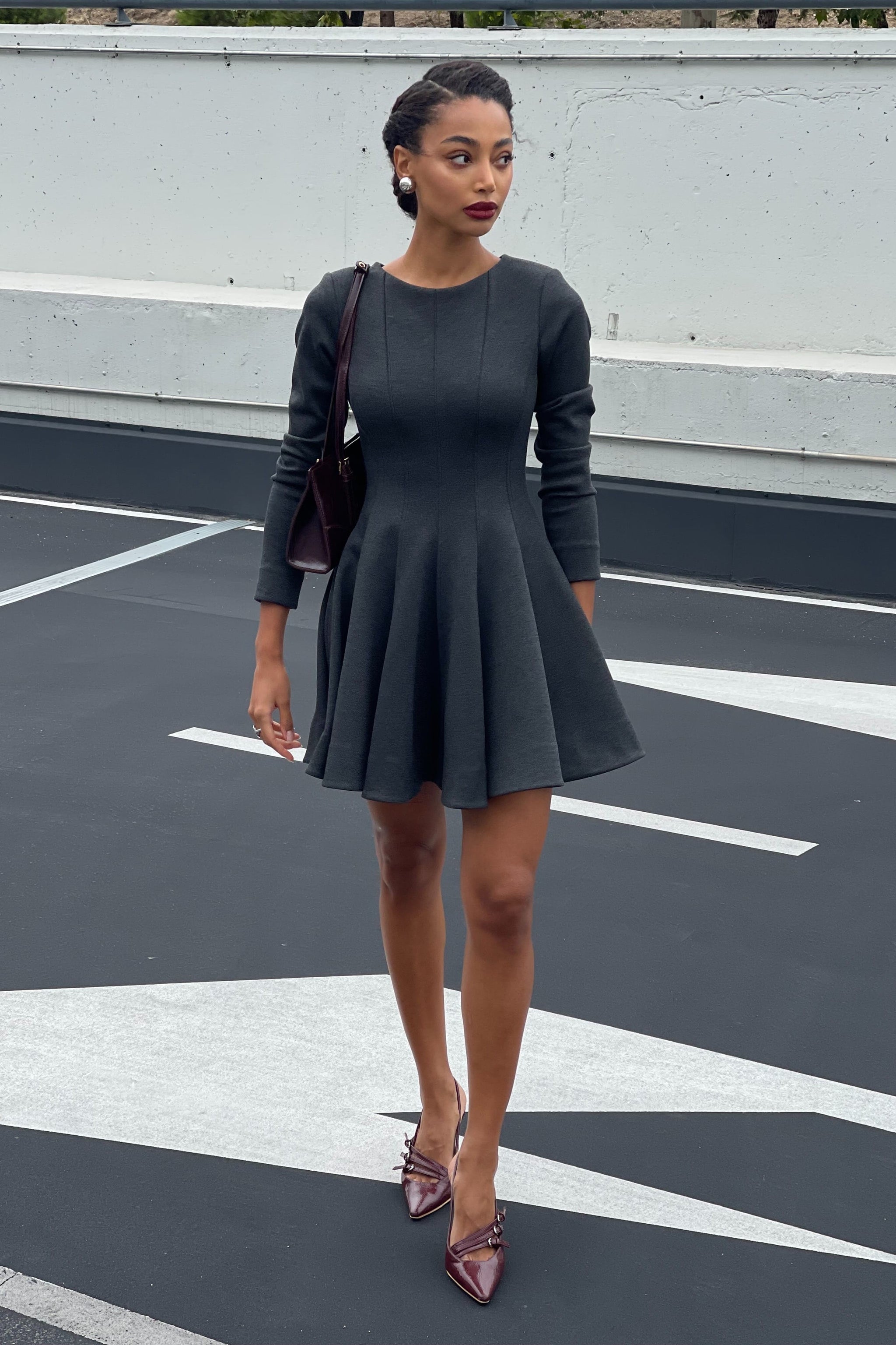 SHORT GRAY DRESS WITH LONG SLEEVES - KAO SHORT GRAY DRESS WITH LONG SLEEVES - KAO