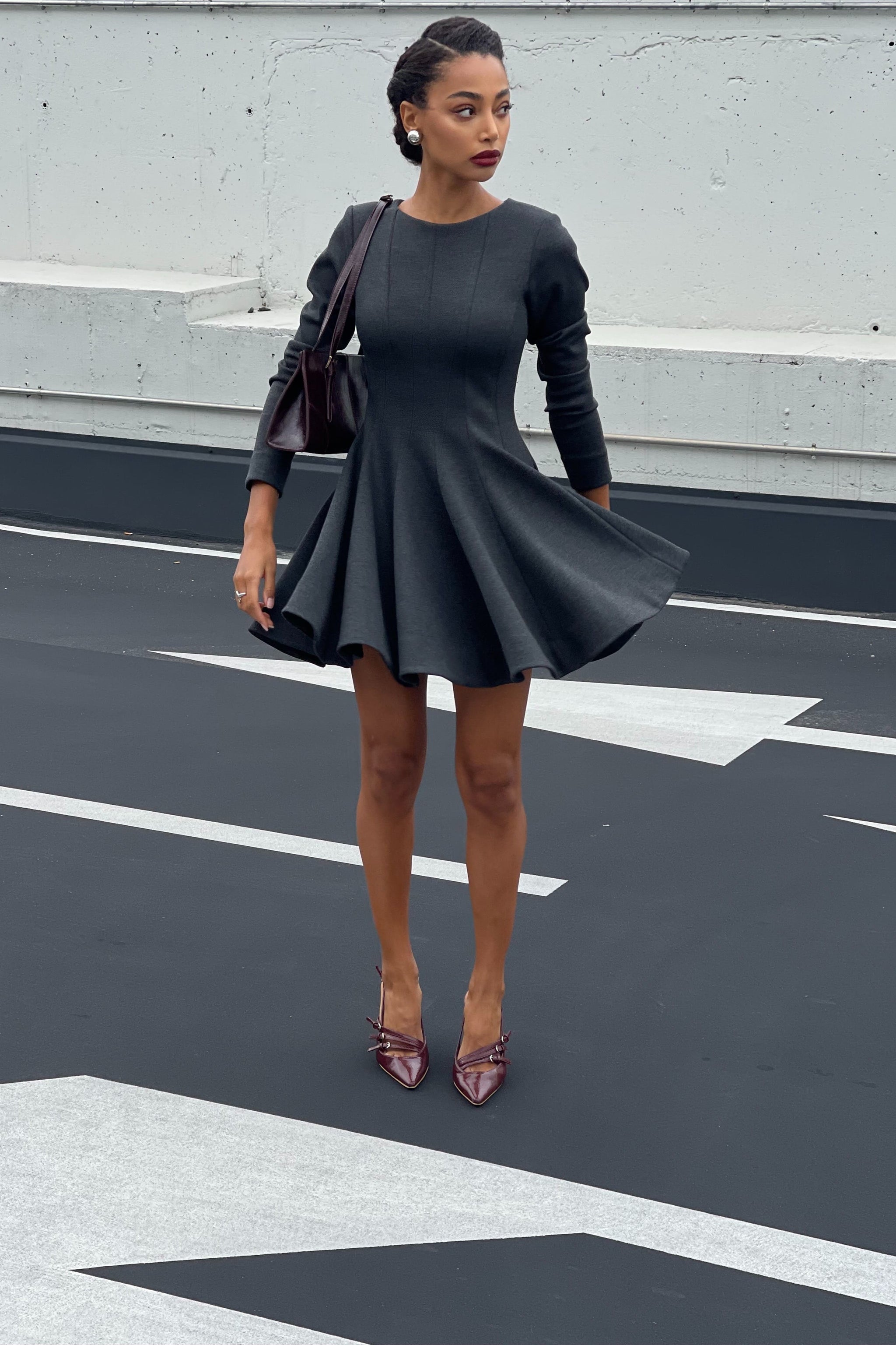 black and grey dress SHORT GRAY DRESS WITH LONG SLEEVES