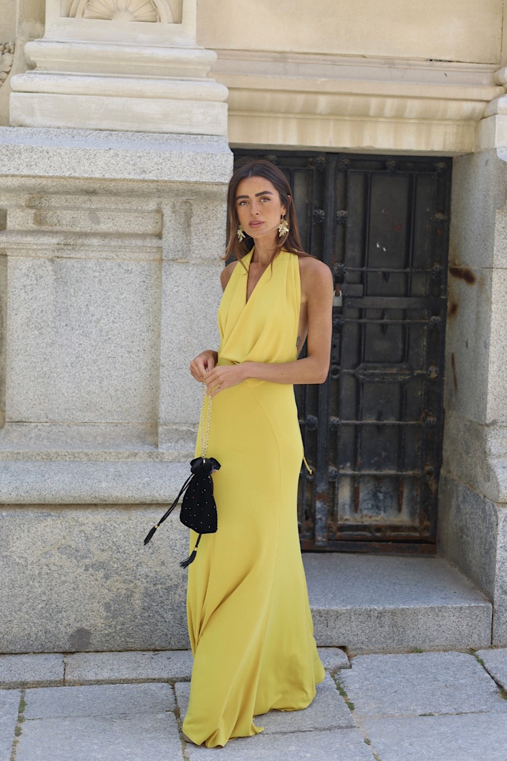 kaileigh tasha knit dress yellow LONG YELLOW KNITTED DRESS WITH PLUNGING NECKLINE