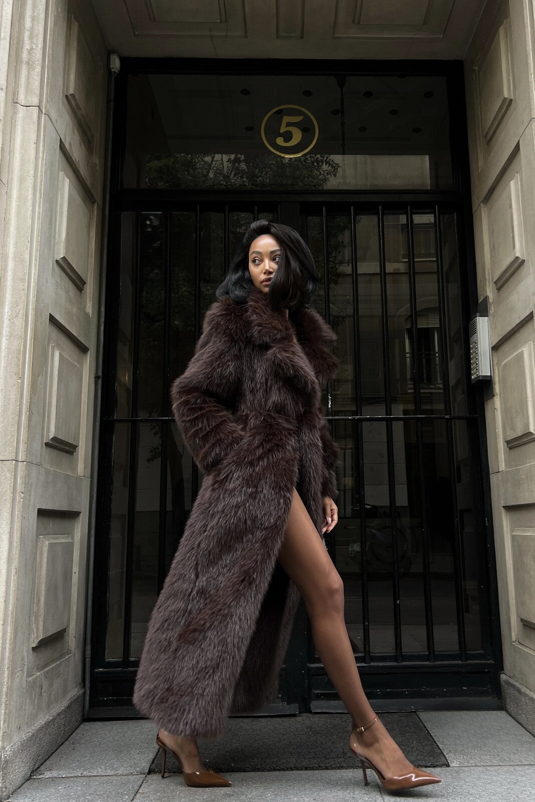 LONG BROWN FAUX FUR COAT
